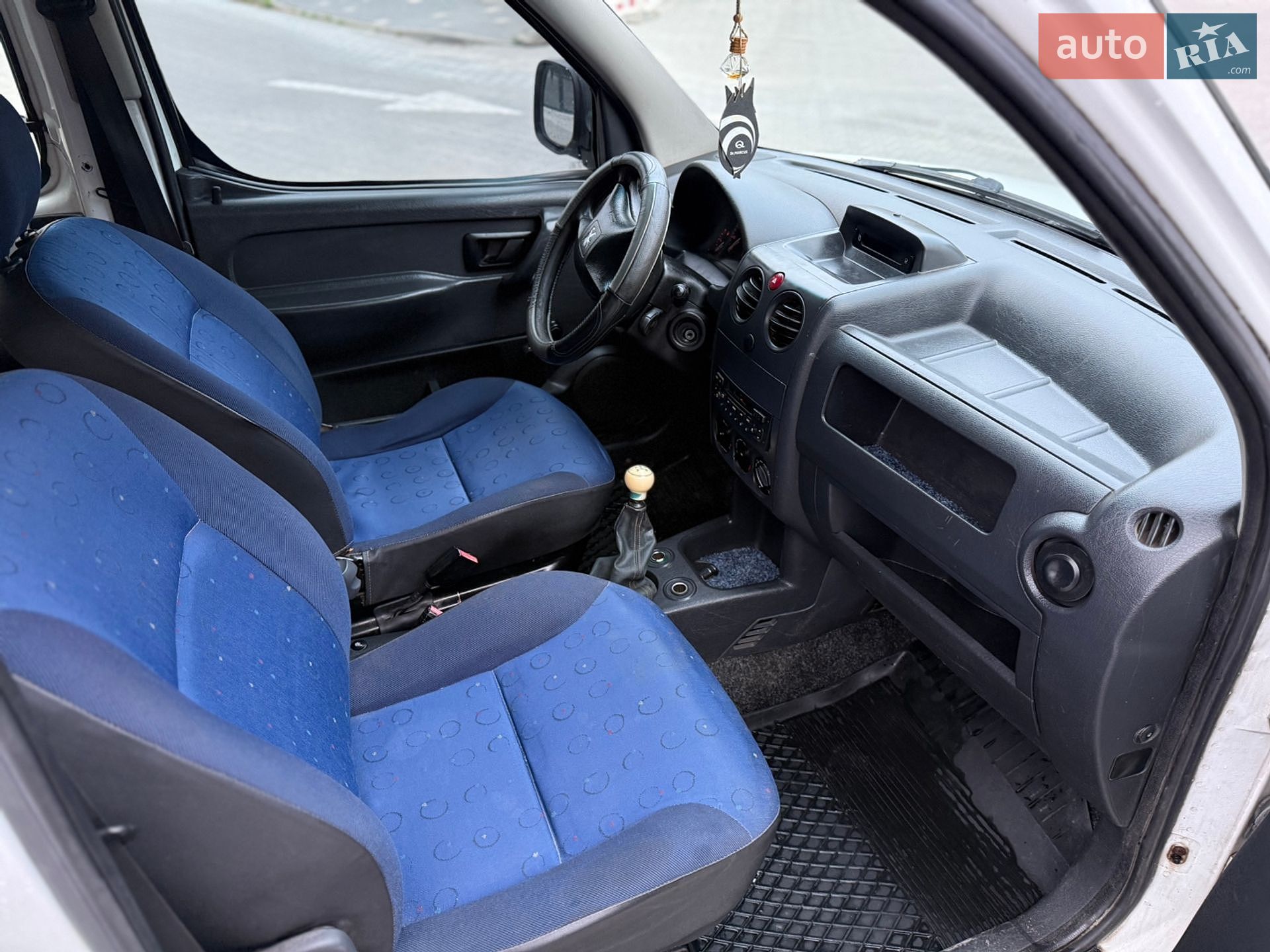 Peugeot Partner 2003 VIN VF3GBKFWB96053994 фото оголошення 16 з 20