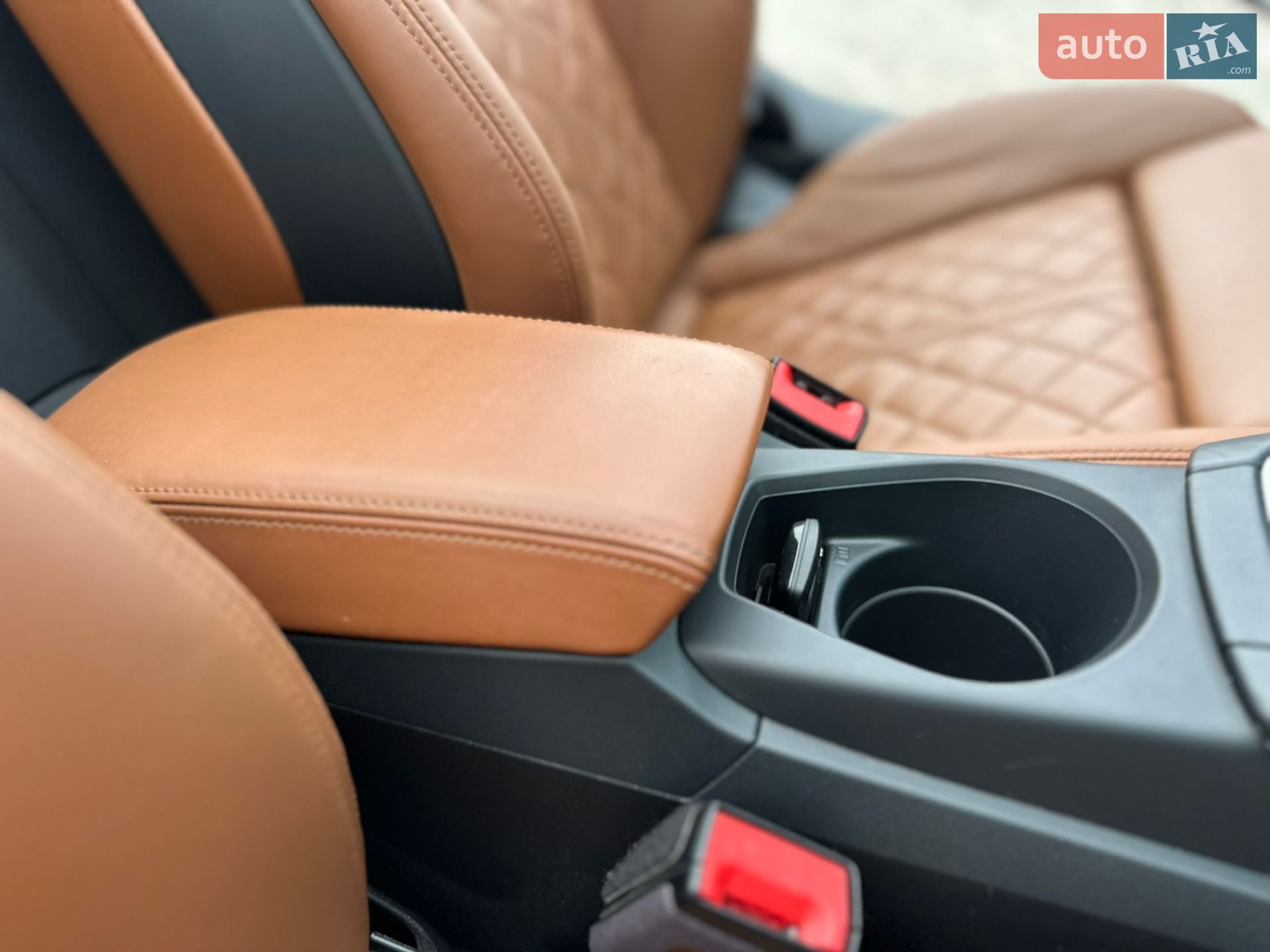 Audi TT 2018 VIN TRUT5CFV6J1013923 фото оголошення 32 з 42