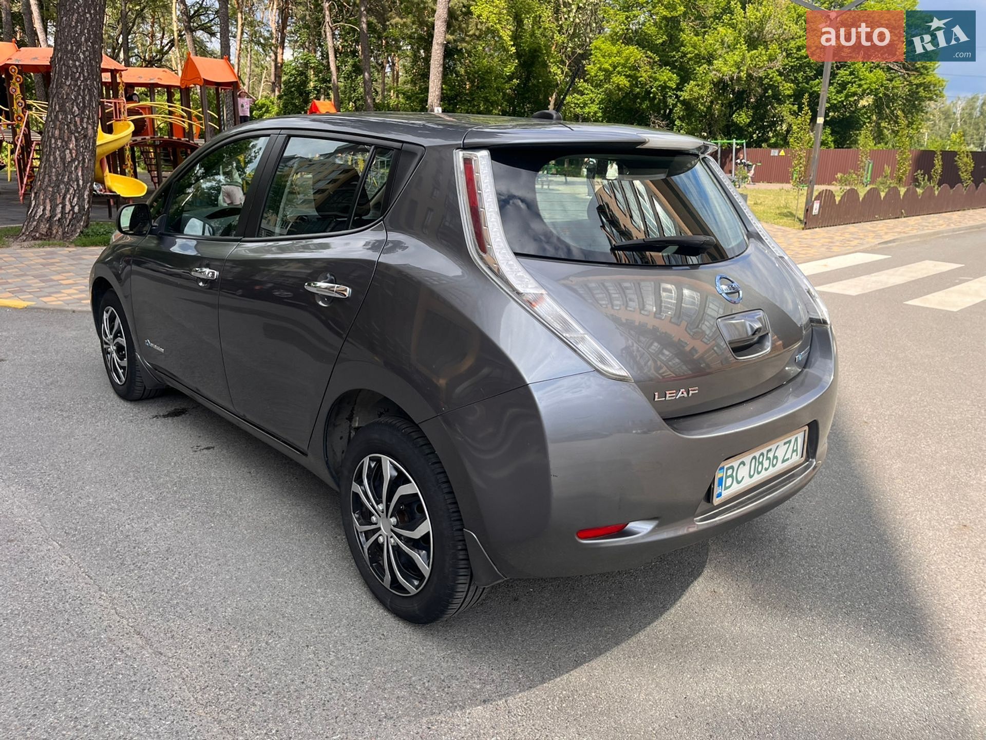 Nissan Leaf 2015 VIN 1N4AZ0CP5FC322617 фото оголошення 3 з 10