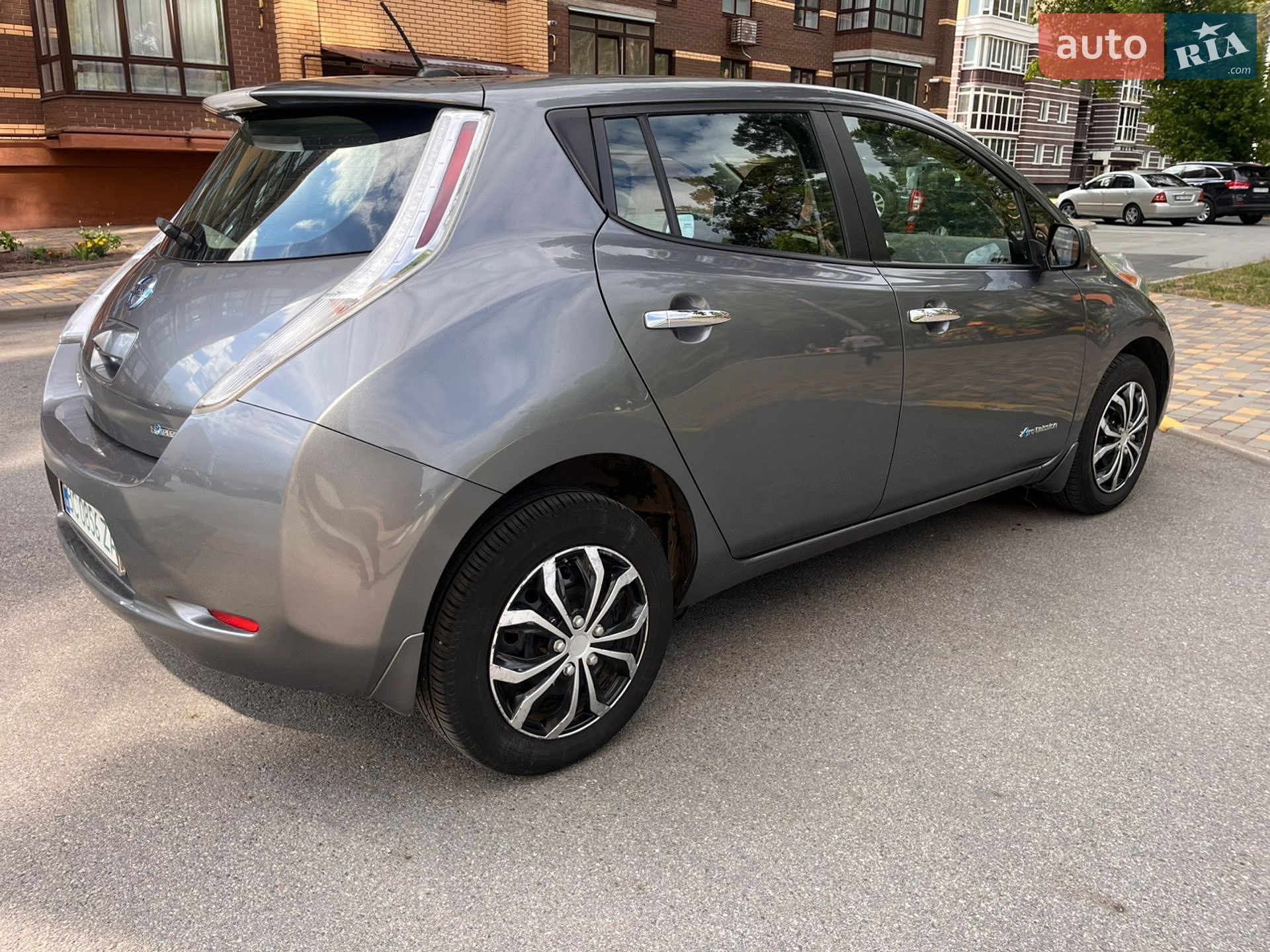 Nissan Leaf 2015 VIN 1N4AZ0CP5FC322617 фото оголошення 6 з 10