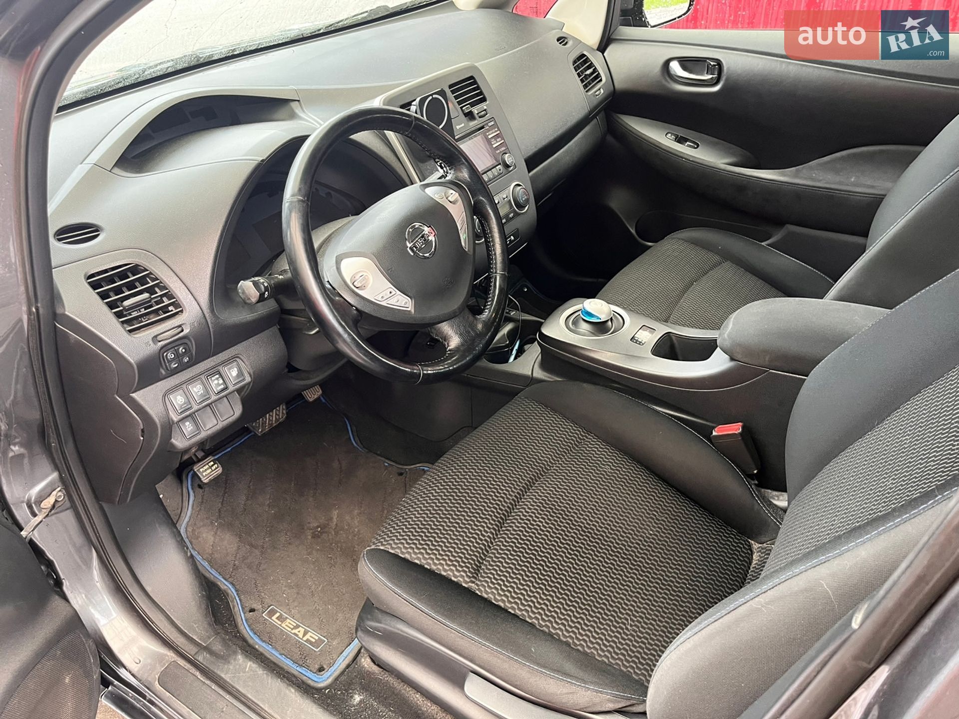 Nissan Leaf 2015 VIN 1N4AZ0CP5FC322617 фото оголошення 8 з 10