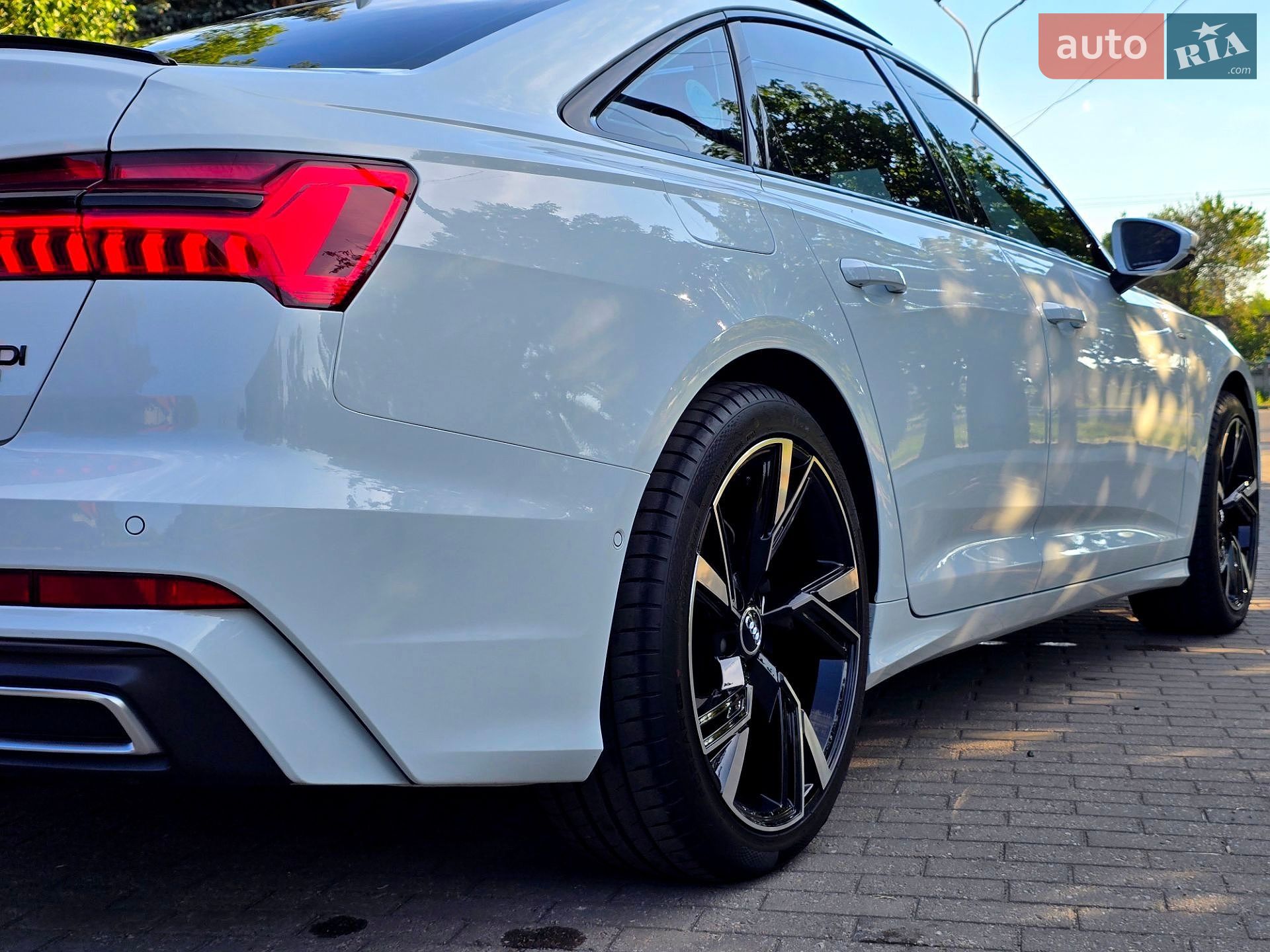 Audi A6 2019 VIN WAUZZZF26LN019568 фото оголошення 26 з 76