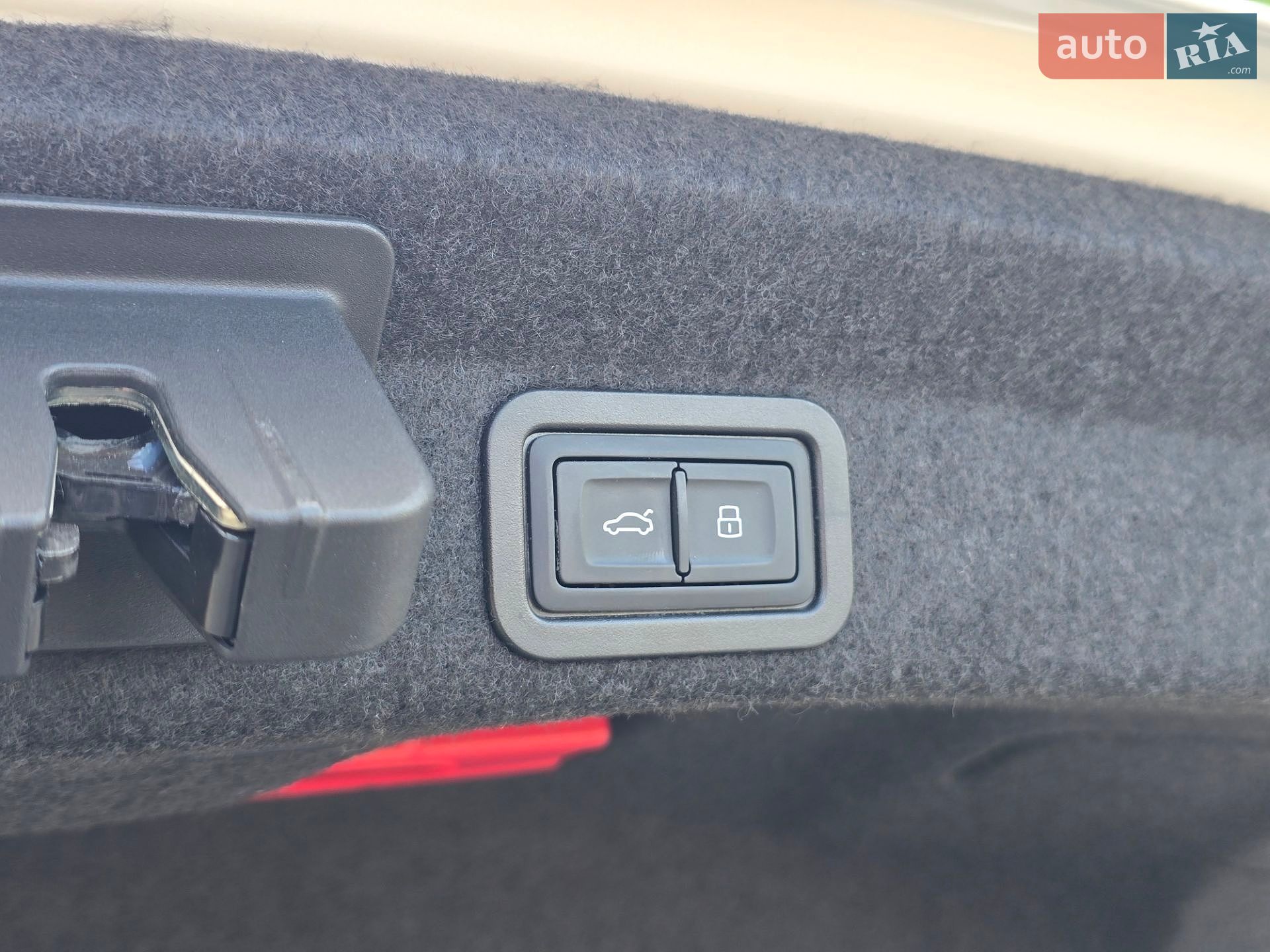 Audi A6 2019 VIN WAUZZZF26LN019568 фото оголошення 31 з 76