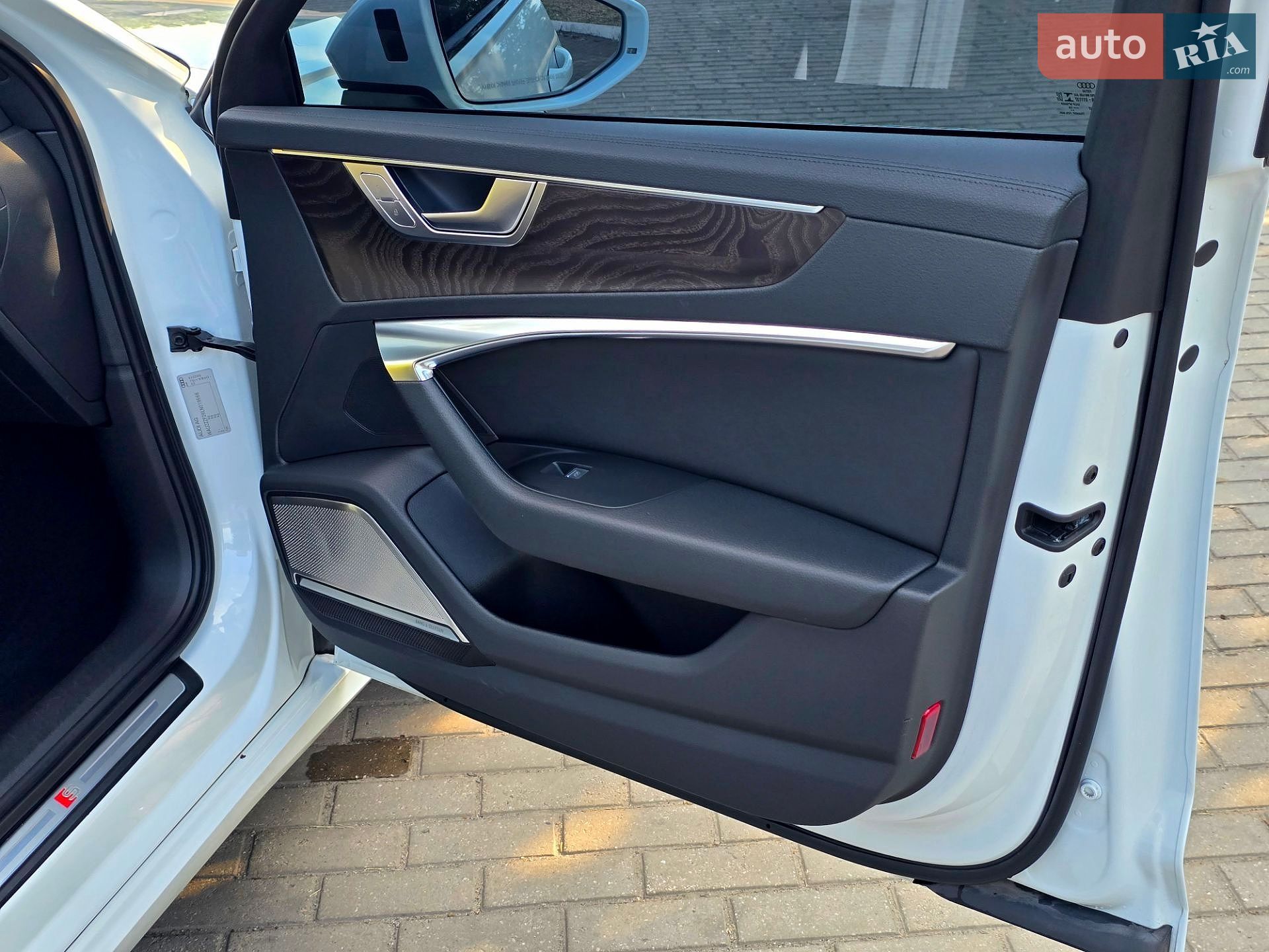Audi A6 2019 VIN WAUZZZF26LN019568 фото оголошення 35 з 76