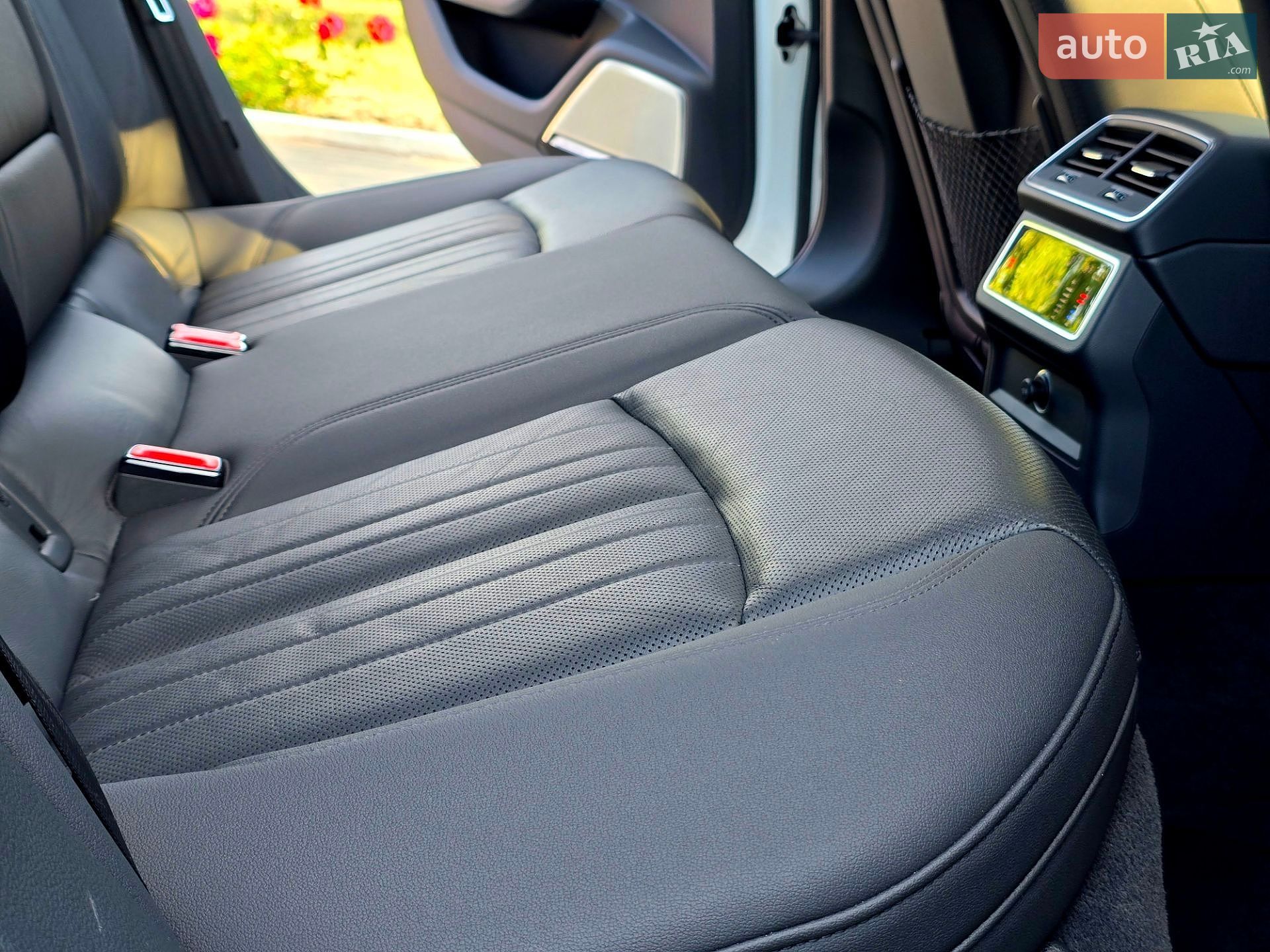 Audi A6 2019 VIN WAUZZZF26LN019568 фото оголошення 46 з 76