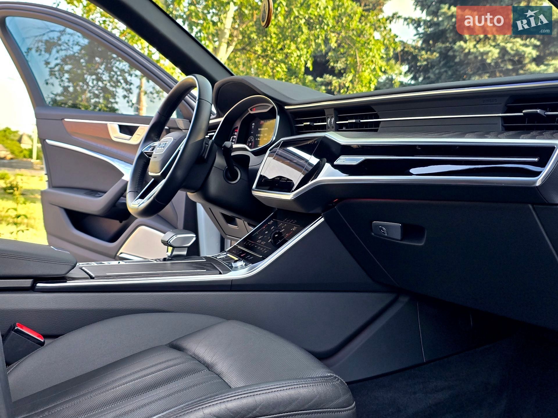 Audi A6 2019 VIN WAUZZZF26LN019568 фото оголошення 66 з 76