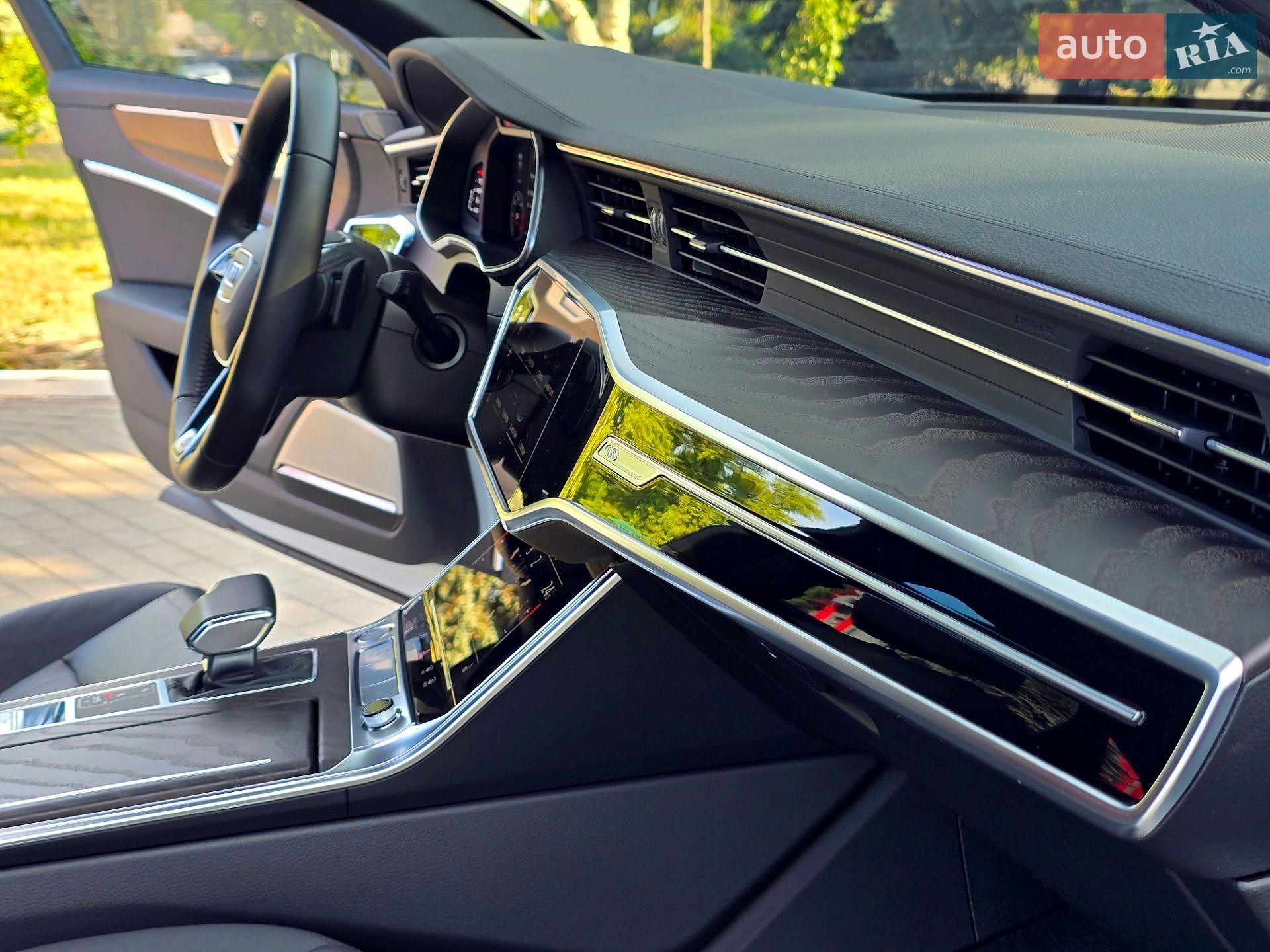 Audi A6 2019 VIN WAUZZZF26LN019568 фото оголошення 64 з 76