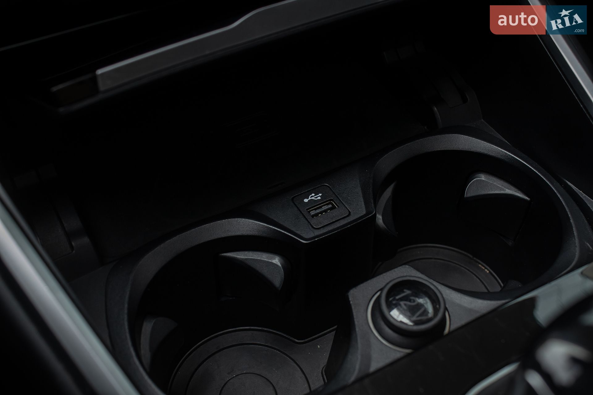 BMW 3 Series 2019 VIN WBA5V5106KAJ58677 фото оголошення 26 з 51