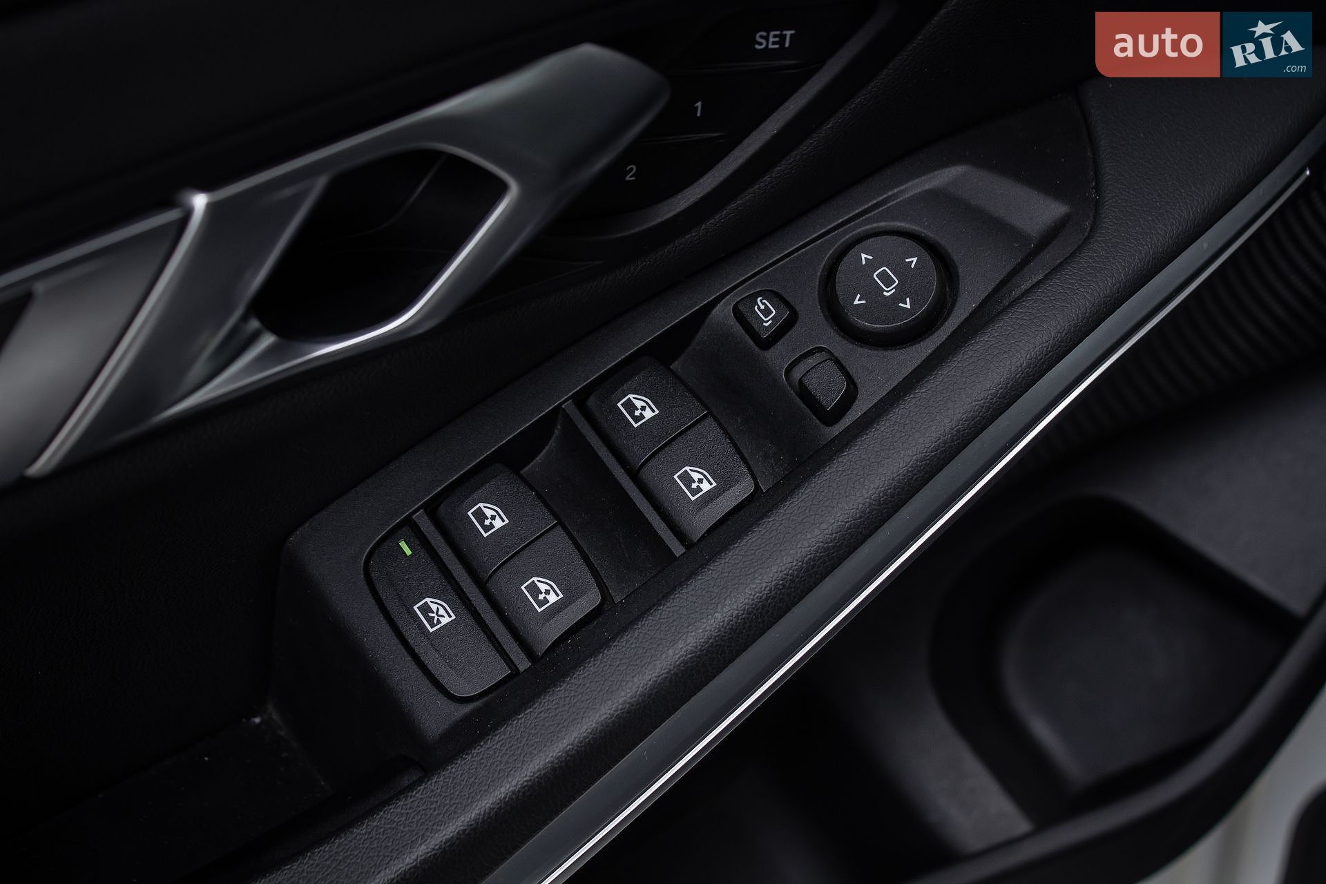 BMW 3 Series 2019 VIN WBA5V5106KAJ58677 фото оголошення 36 з 51