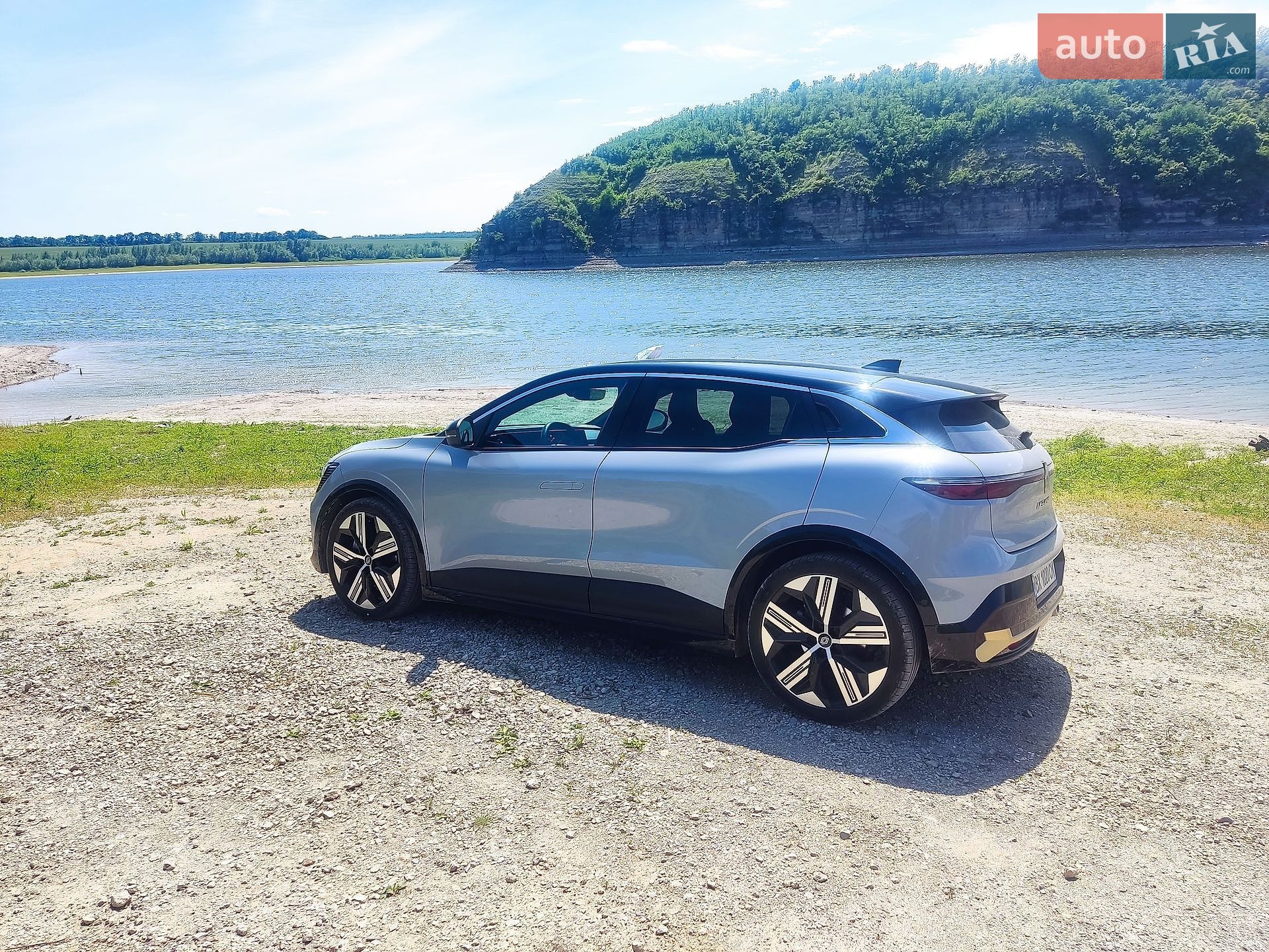 Renault Megane E-Tech Electric 2022 VIN VF1RCB00469835371 фото оголошення 6 з 48