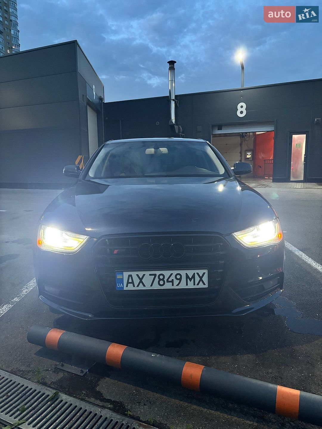 Audi A4 2013 VIN WAUFFAFL9DN042138 фото оголошення 2 з 21