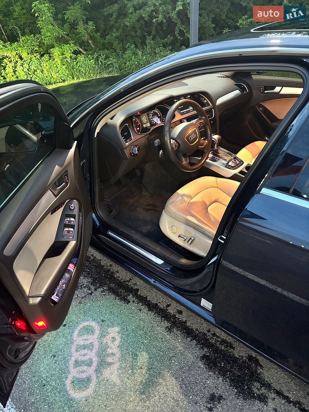 Audi A4 2013 VIN WAUFFAFL9DN042138 фото оголошення 7 з 21