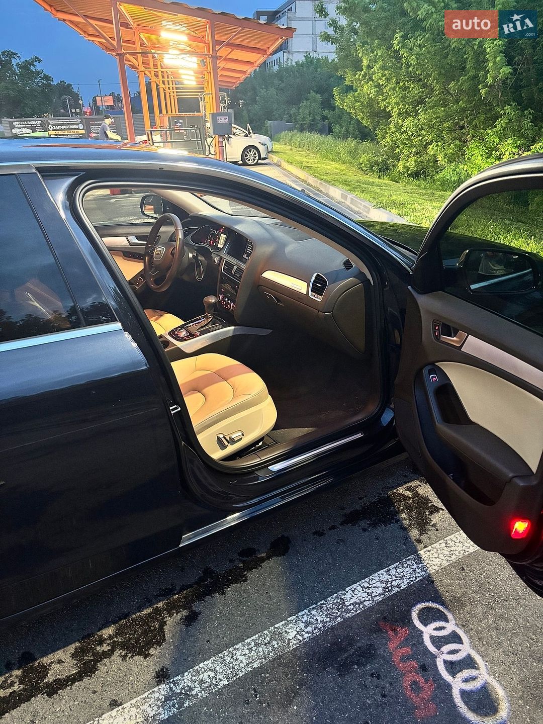 Audi A4 2013 VIN WAUFFAFL9DN042138 фото оголошення 11 з 21
