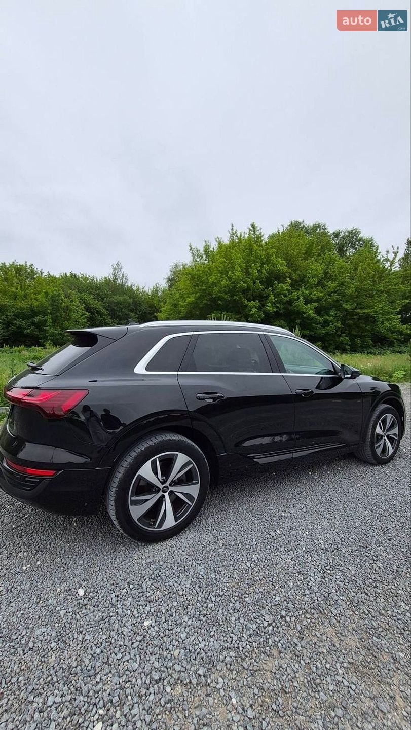 Audi Q8 e-tron 2023 VIN WA15AAGE8RB008725 фото оголошення 4 з 23