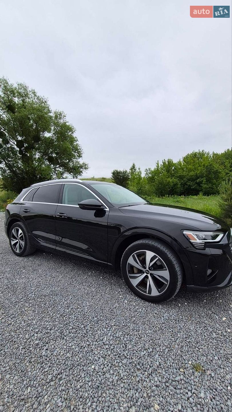 Audi Q8 e-tron 2023 VIN WA15AAGE8RB008725 фото оголошення 8 з 23
