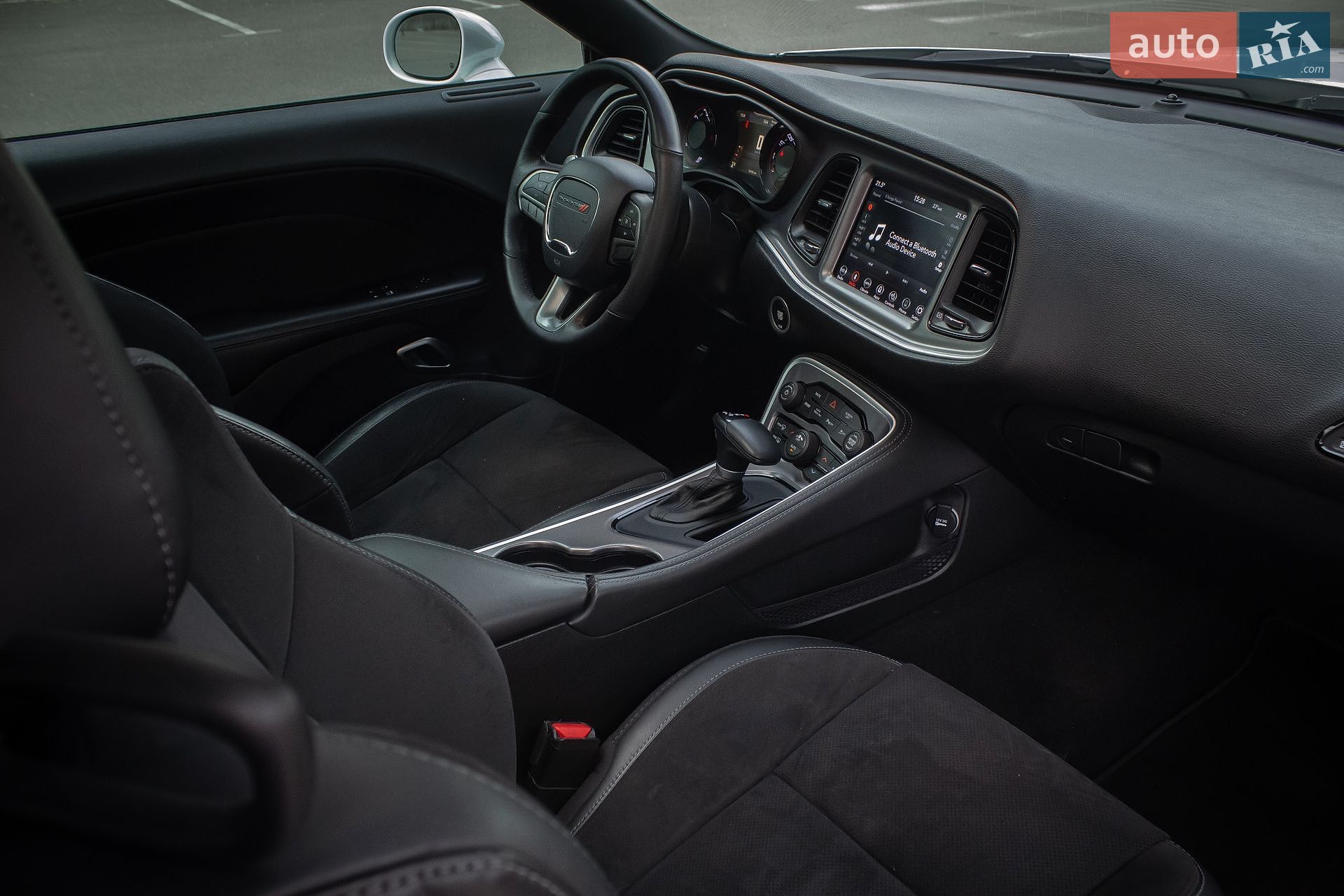 Dodge Challenger 2019 VIN 2C3CDZKG4KH605450 фото оголошення 13 з 52