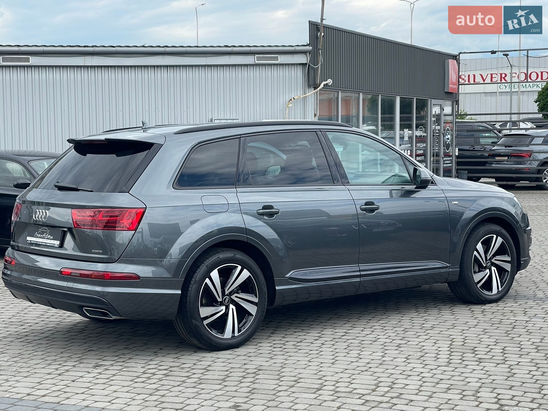 Audi Q7 2018 VIN WAUZZZ4M5JD062080 фото оголошення 14 з 60