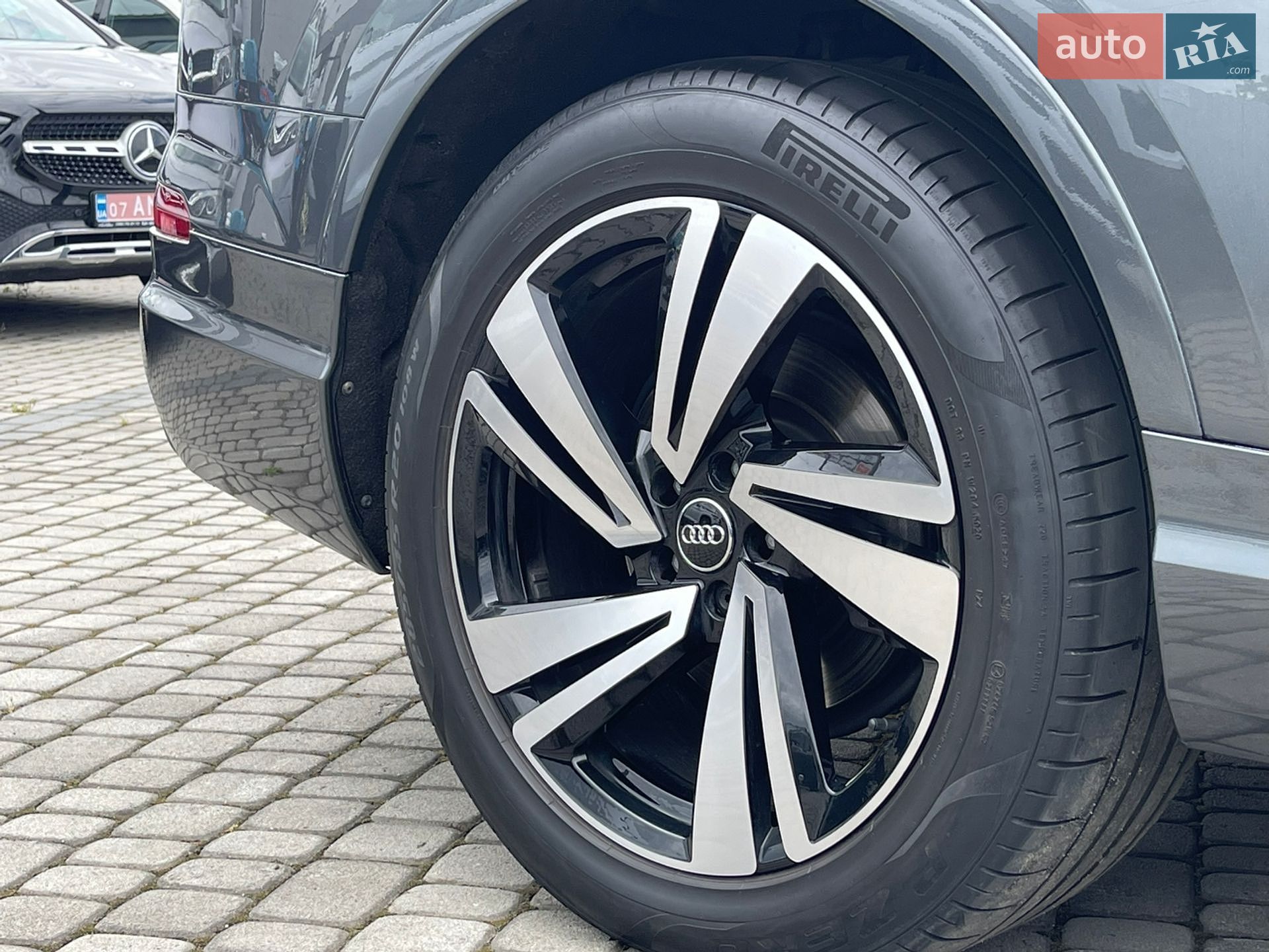 Audi Q7 2018 VIN WAUZZZ4M5JD062080 фото оголошення 20 з 60