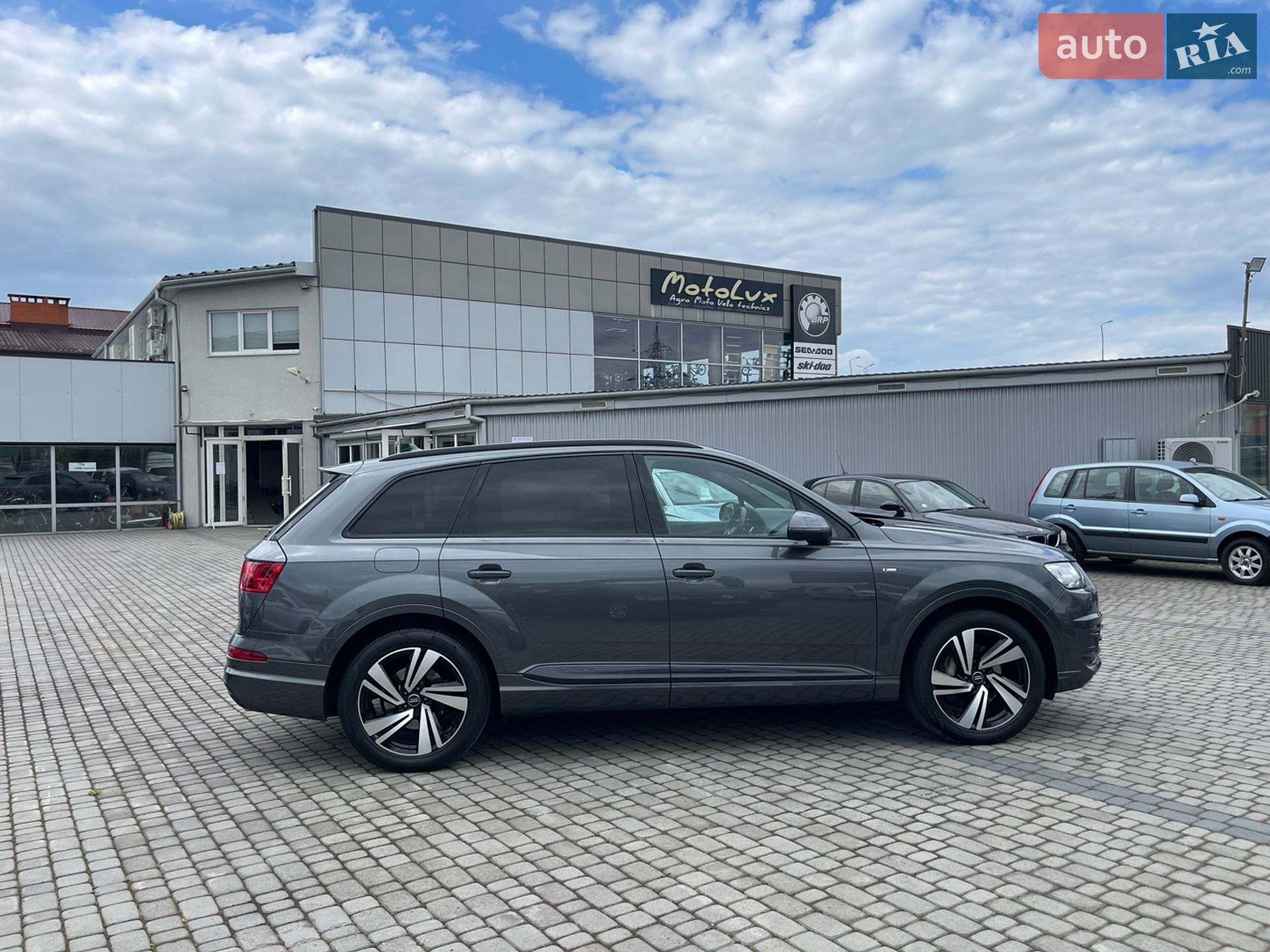Audi Q7 2018 VIN WAUZZZ4M5JD062080 фото оголошення 23 з 60
