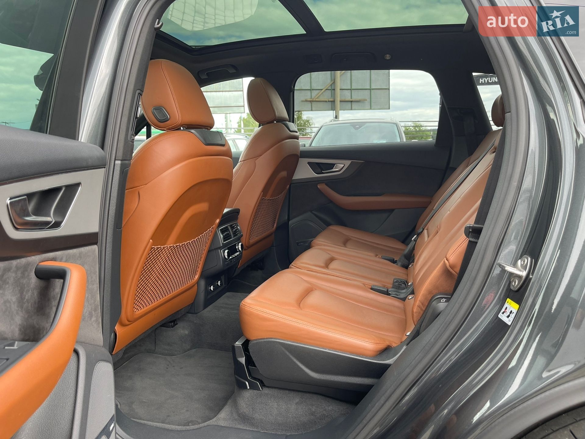 Audi Q7 2018 VIN WAUZZZ4M5JD062080 фото оголошення 53 з 60