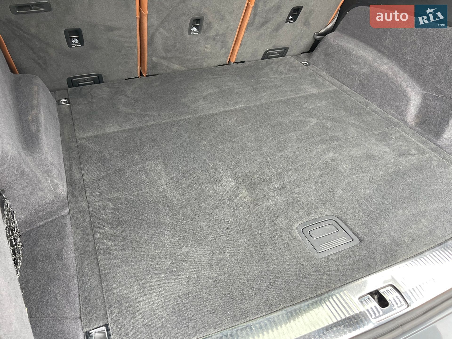 Audi Q7 2018 VIN WAUZZZ4M5JD062080 фото оголошення 55 з 60