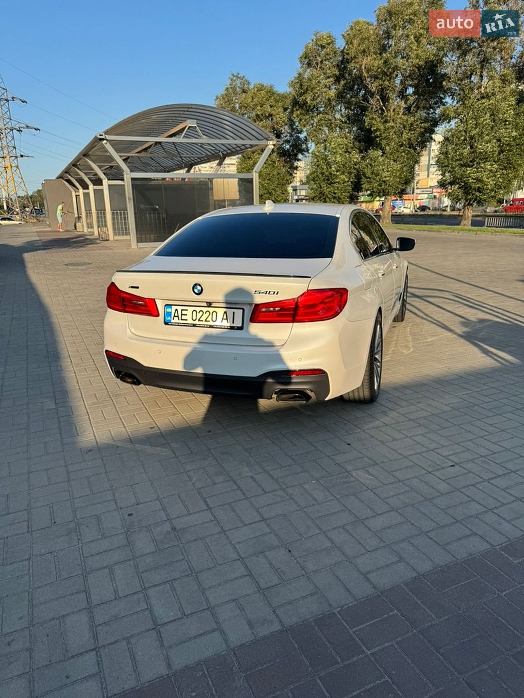 BMW 5 Series 2017 VIN WBAJE7C57JWC55619 фото оголошення 5 з 14