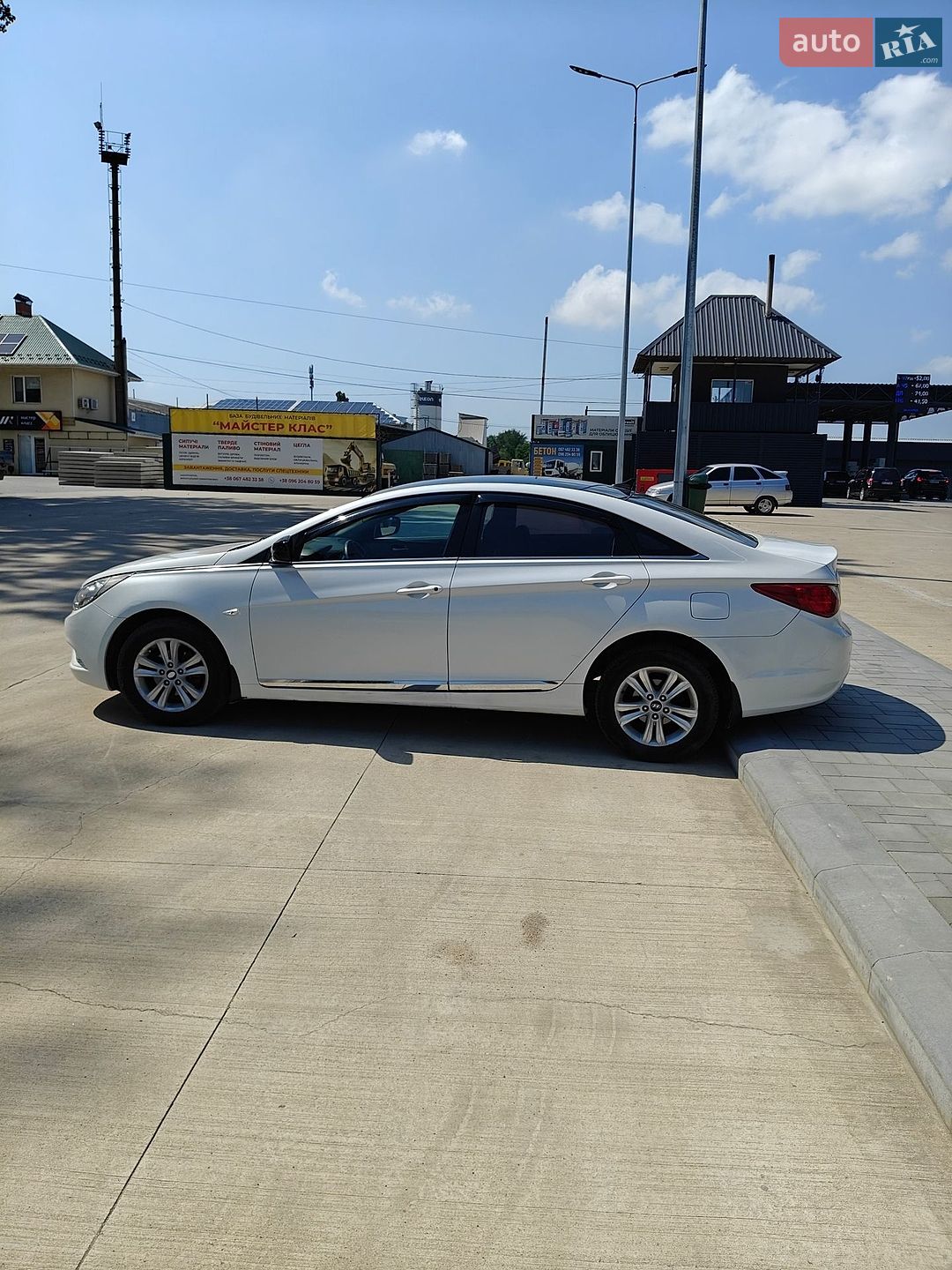 Hyundai Sonata 2010 VIN KMHEC41MBAA111099 фото оголошення 5 з 12