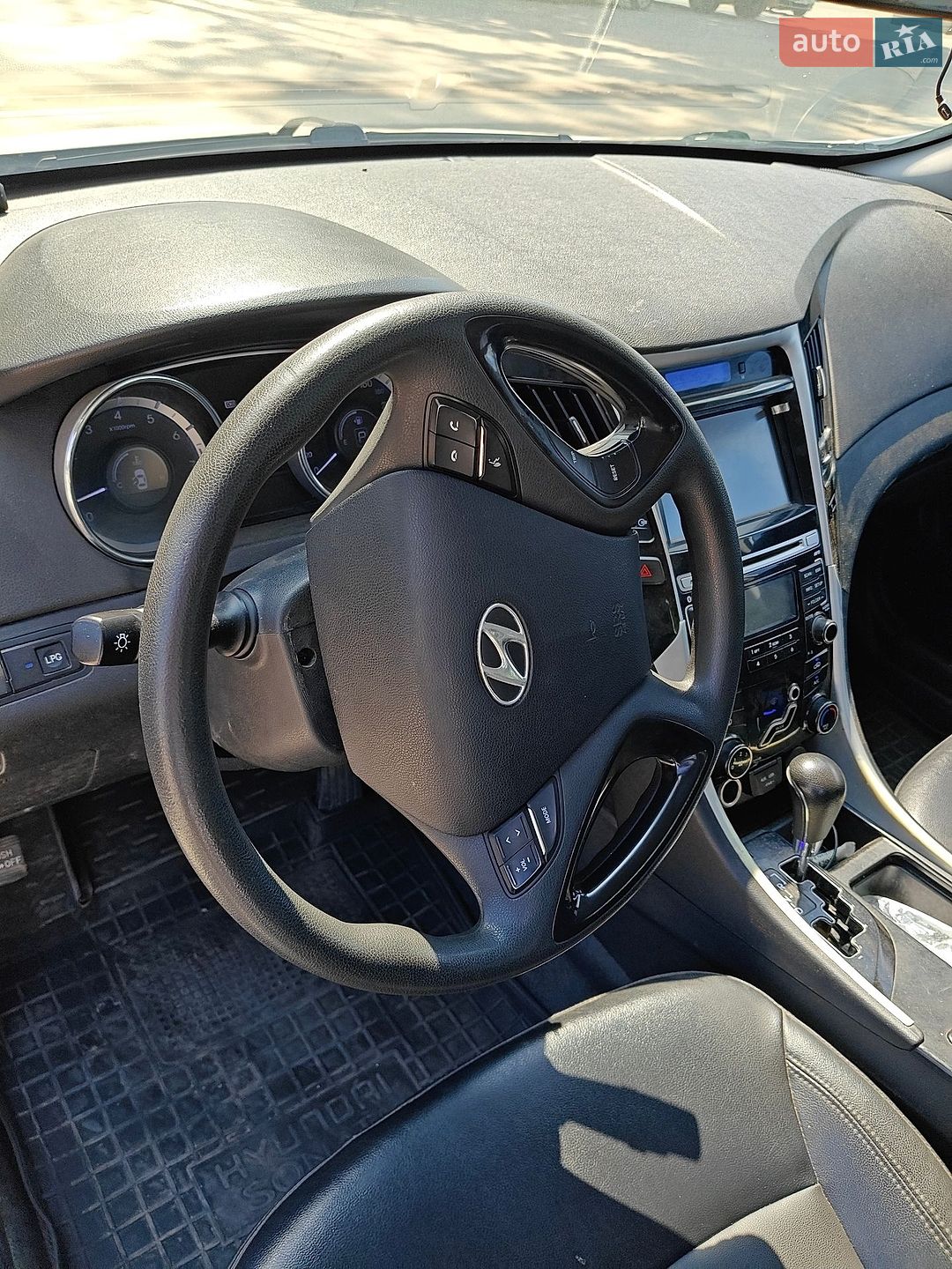 Hyundai Sonata 2010 VIN KMHEC41MBAA111099 фото оголошення 11 з 12