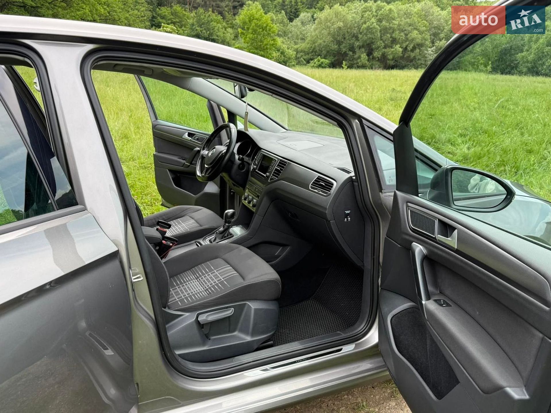 Volkswagen Golf Sportsvan 2015 VIN WVWZZZAUZGW515276 фото оголошення 7 з 18