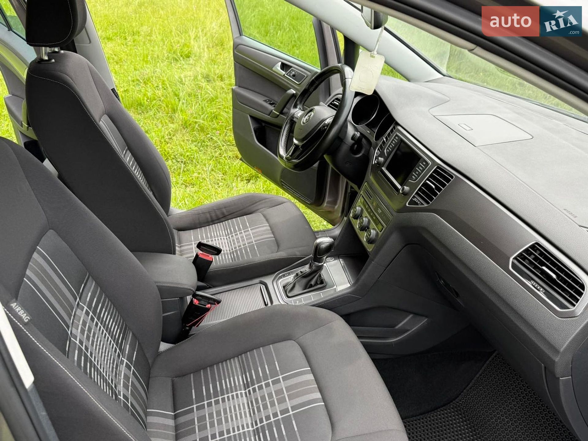 Volkswagen Golf Sportsvan 2015 VIN WVWZZZAUZGW515276 фото оголошення 6 з 18
