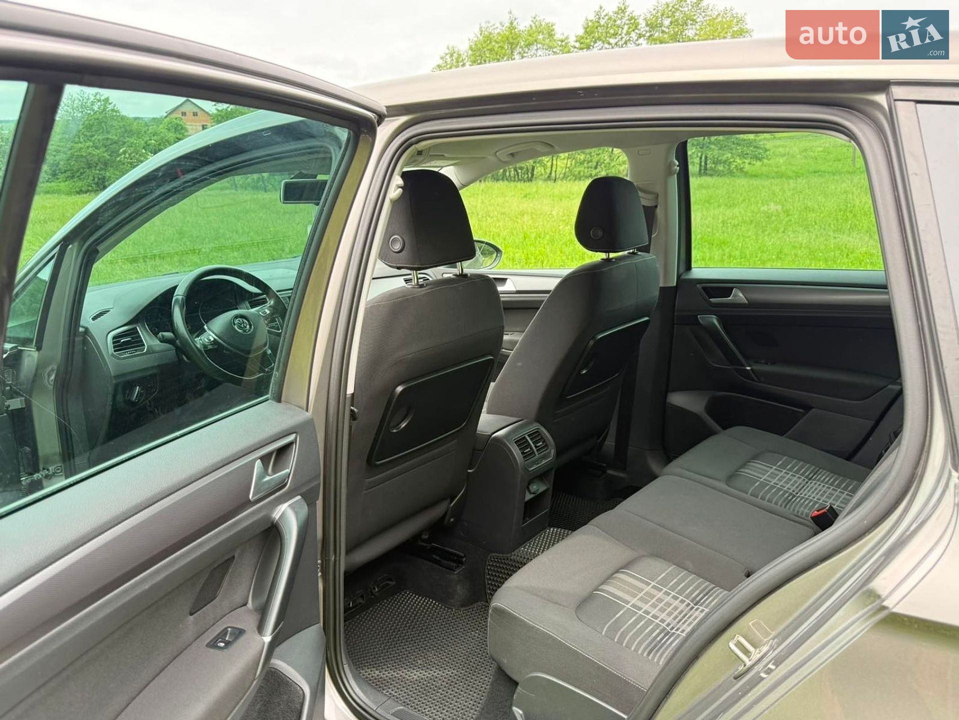 Volkswagen Golf Sportsvan 2015 VIN WVWZZZAUZGW515276 фото оголошення 12 з 18
