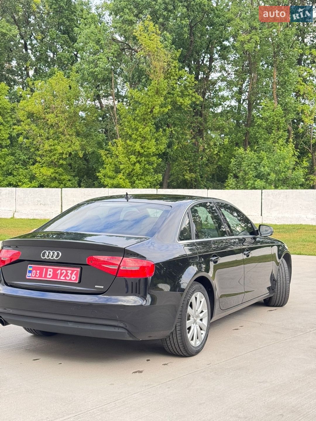Audi A4 2013 VIN WAUBFAFLXDA048925 фото оголошення 13 з 50