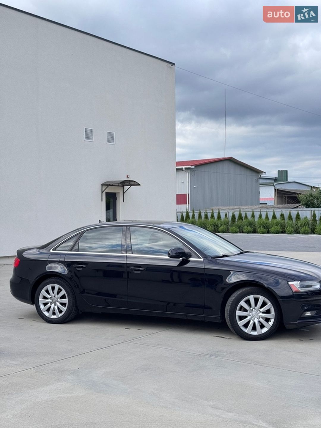 Audi A4 2013 VIN WAUBFAFLXDA048925 фото оголошення 17 з 50