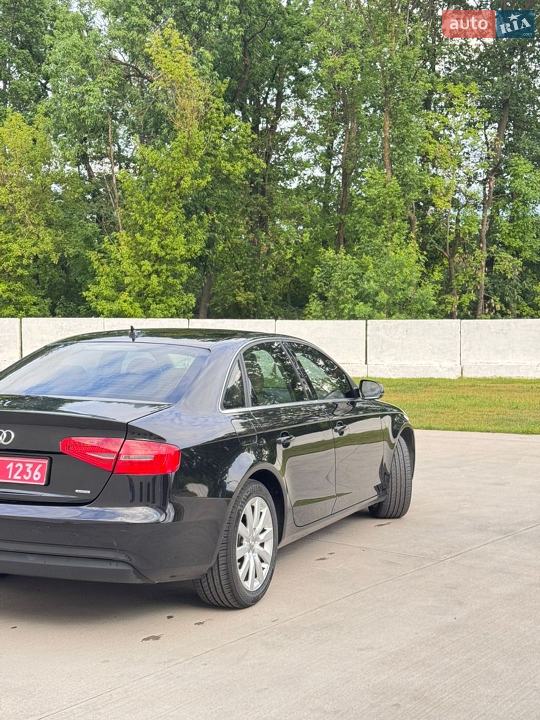 Audi A4 2013 VIN WAUBFAFLXDA048925 фото оголошення 14 з 50