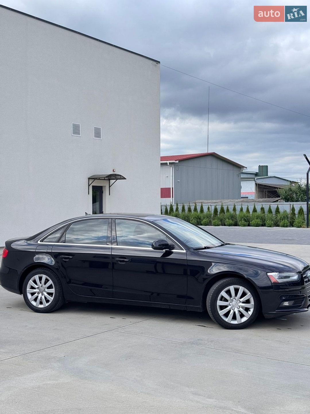 Audi A4 2013 VIN WAUBFAFLXDA048925 фото оголошення 18 з 50