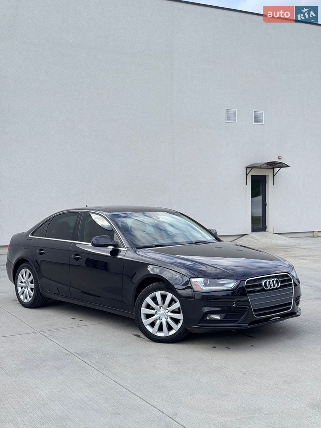 Audi A4 2013 VIN WAUBFAFLXDA048925 фото оголошення 20 з 50