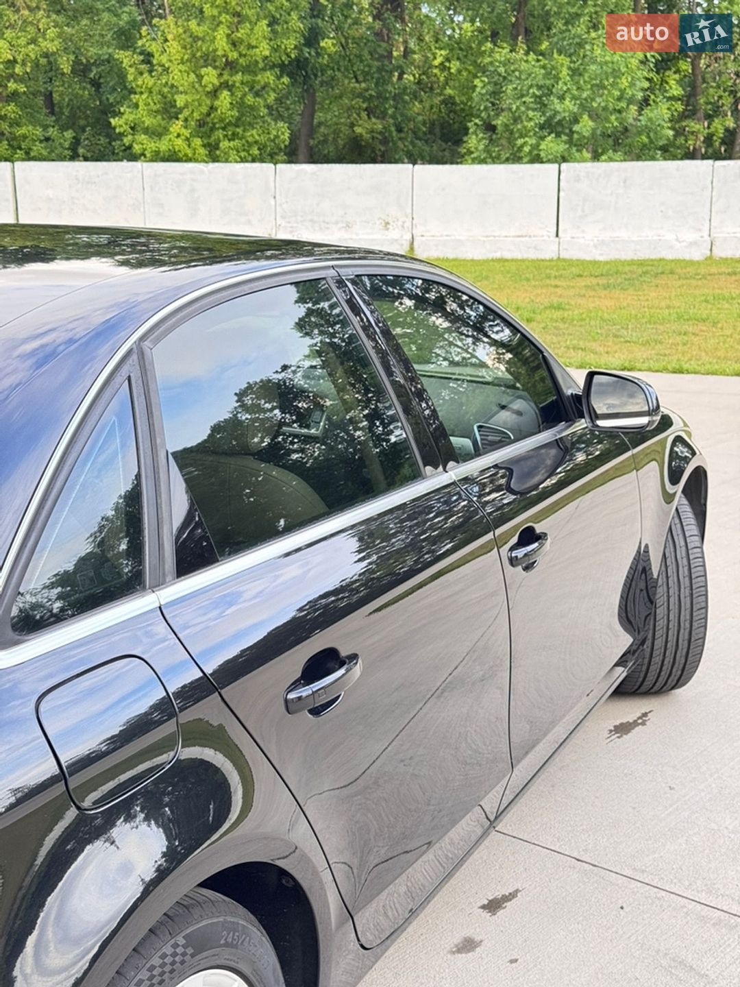 Audi A4 2013 VIN WAUBFAFLXDA048925 фото оголошення 32 з 50