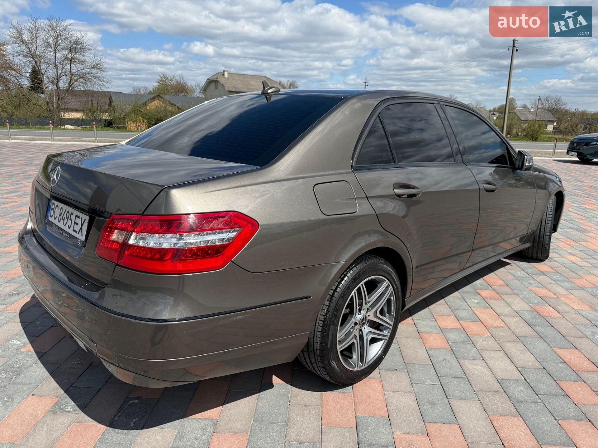 Mercedes-Benz E-Class 2012 VIN WDD2120051A663844 фото оголошення 7 з 22