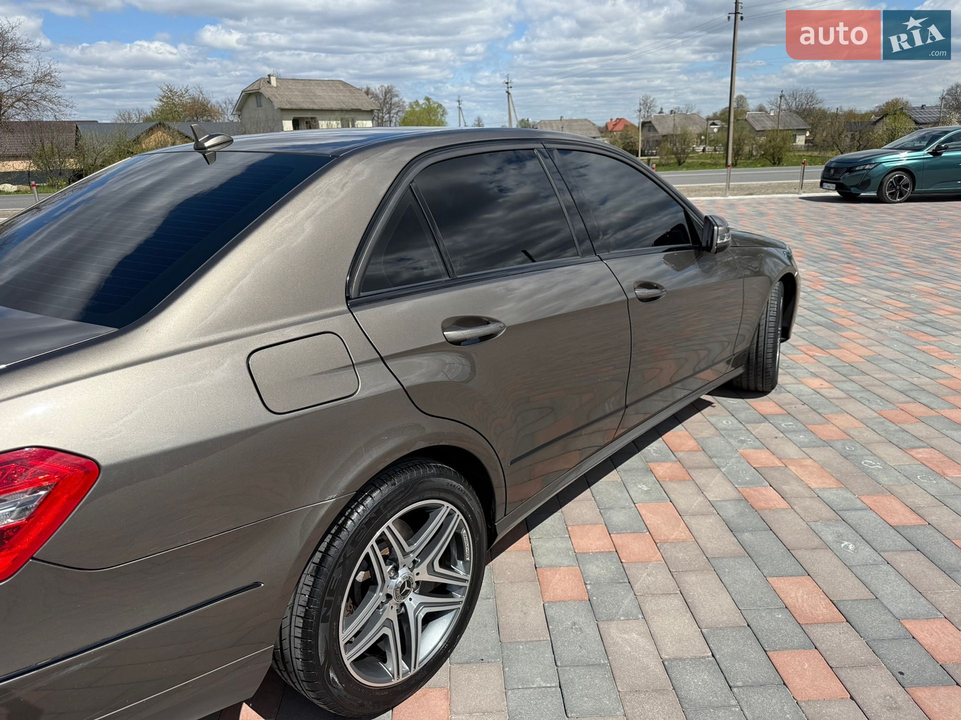 Mercedes-Benz E-Class 2012 VIN WDD2120051A663844 фото оголошення 8 з 22