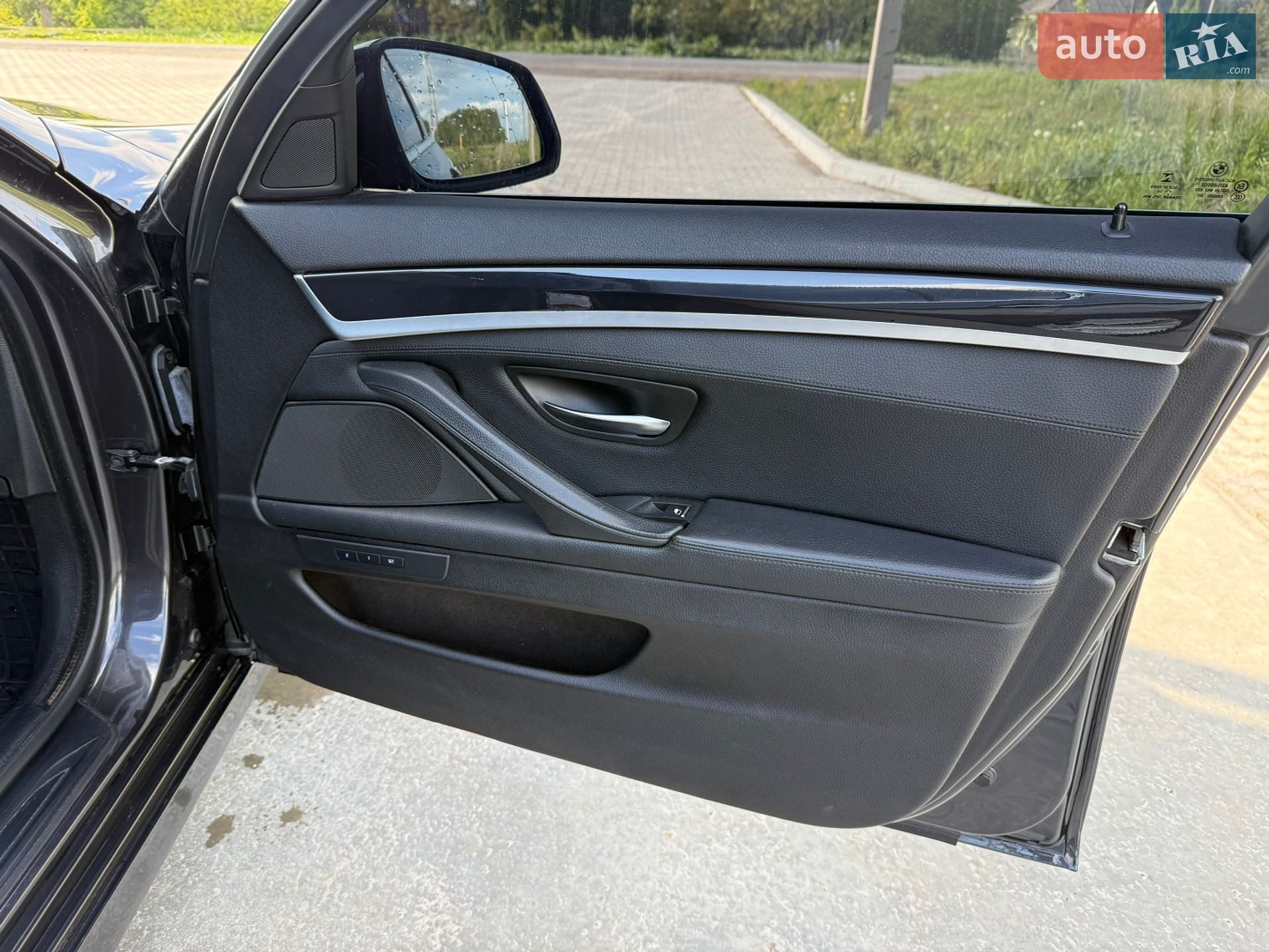 BMW 5 Series 2014 VIN WBA5E51050G055650 фото оголошення 6 з 30