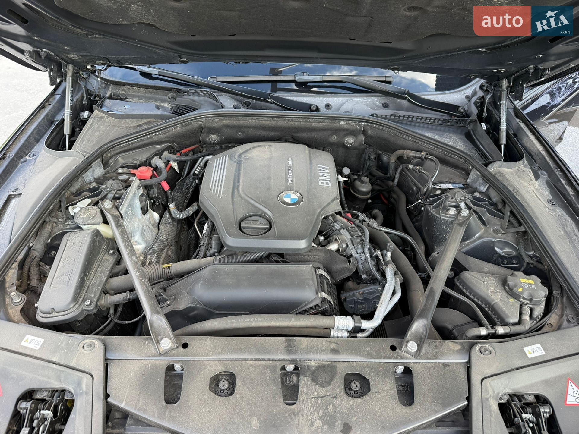 BMW 5 Series 2014 VIN WBA5E51050G055650 фото оголошення 11 з 30