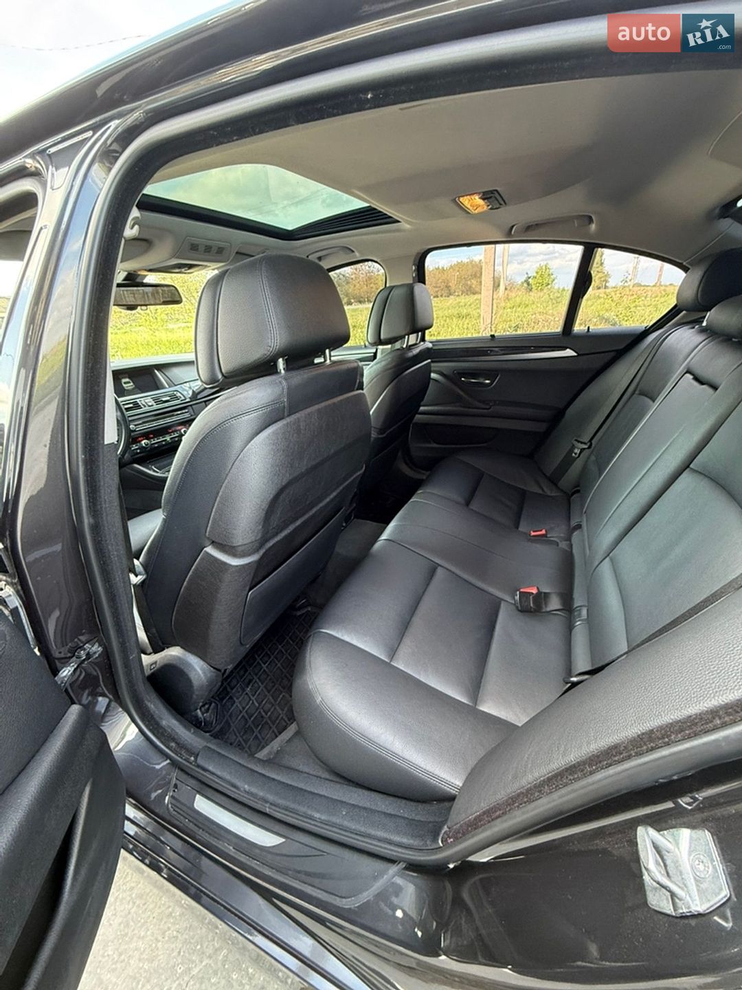 BMW 5 Series 2014 VIN WBA5E51050G055650 фото оголошення 5 з 30