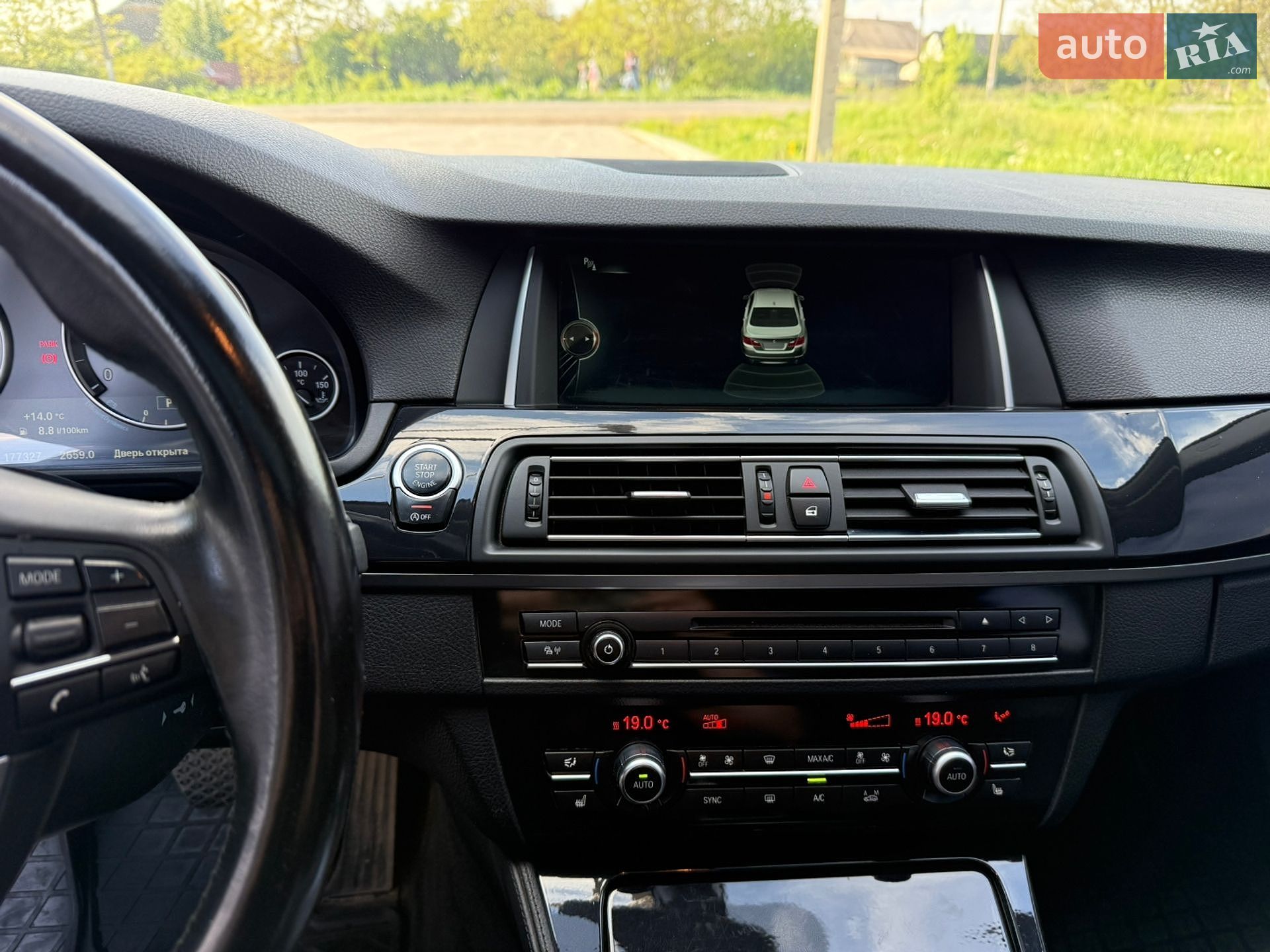 BMW 5 Series 2014 VIN WBA5E51050G055650 фото оголошення 4 з 30