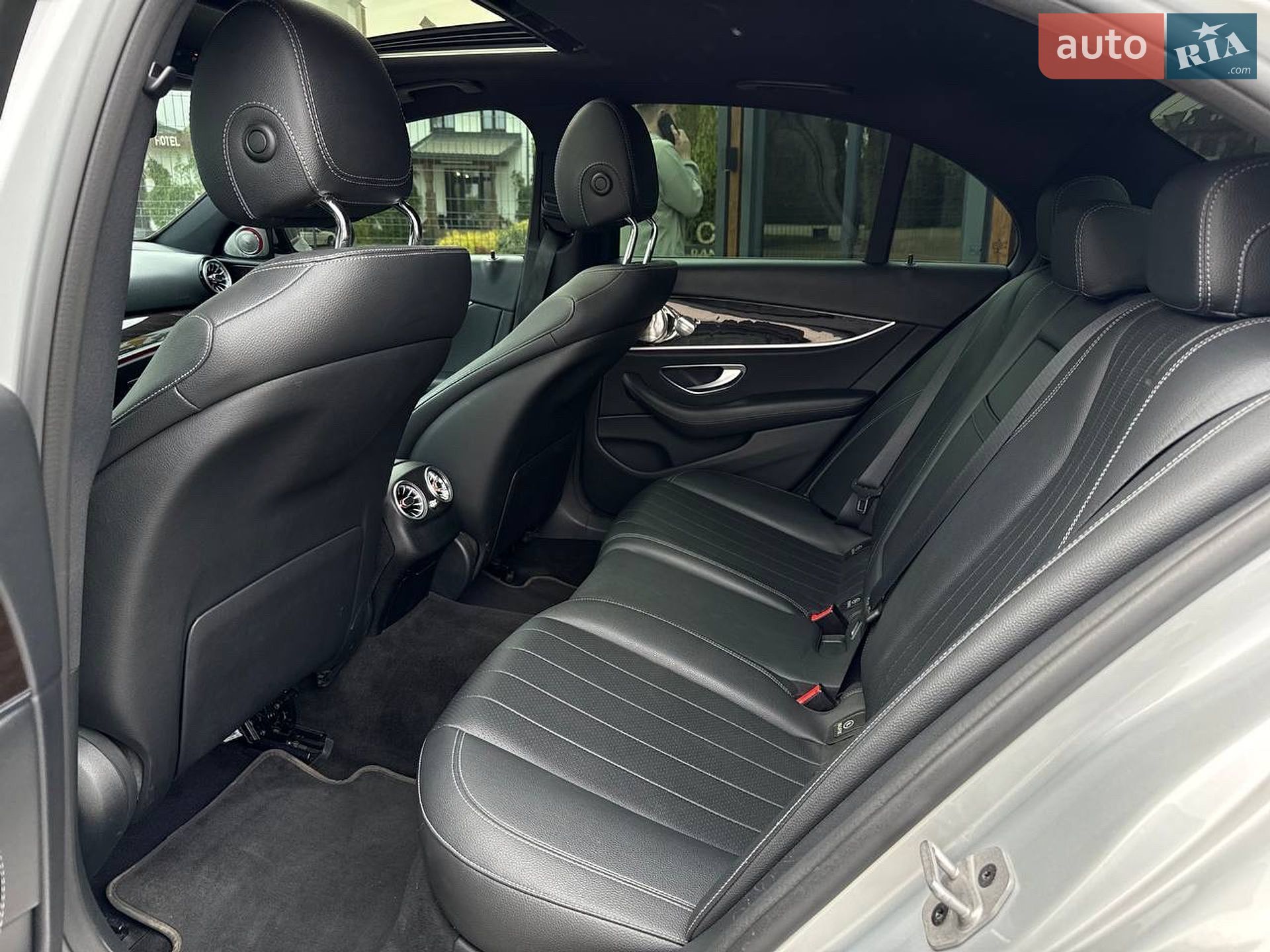 Mercedes-Benz E-Class 2020 VIN W1KZF8EB8LA832429 фото оголошення 29 з 52