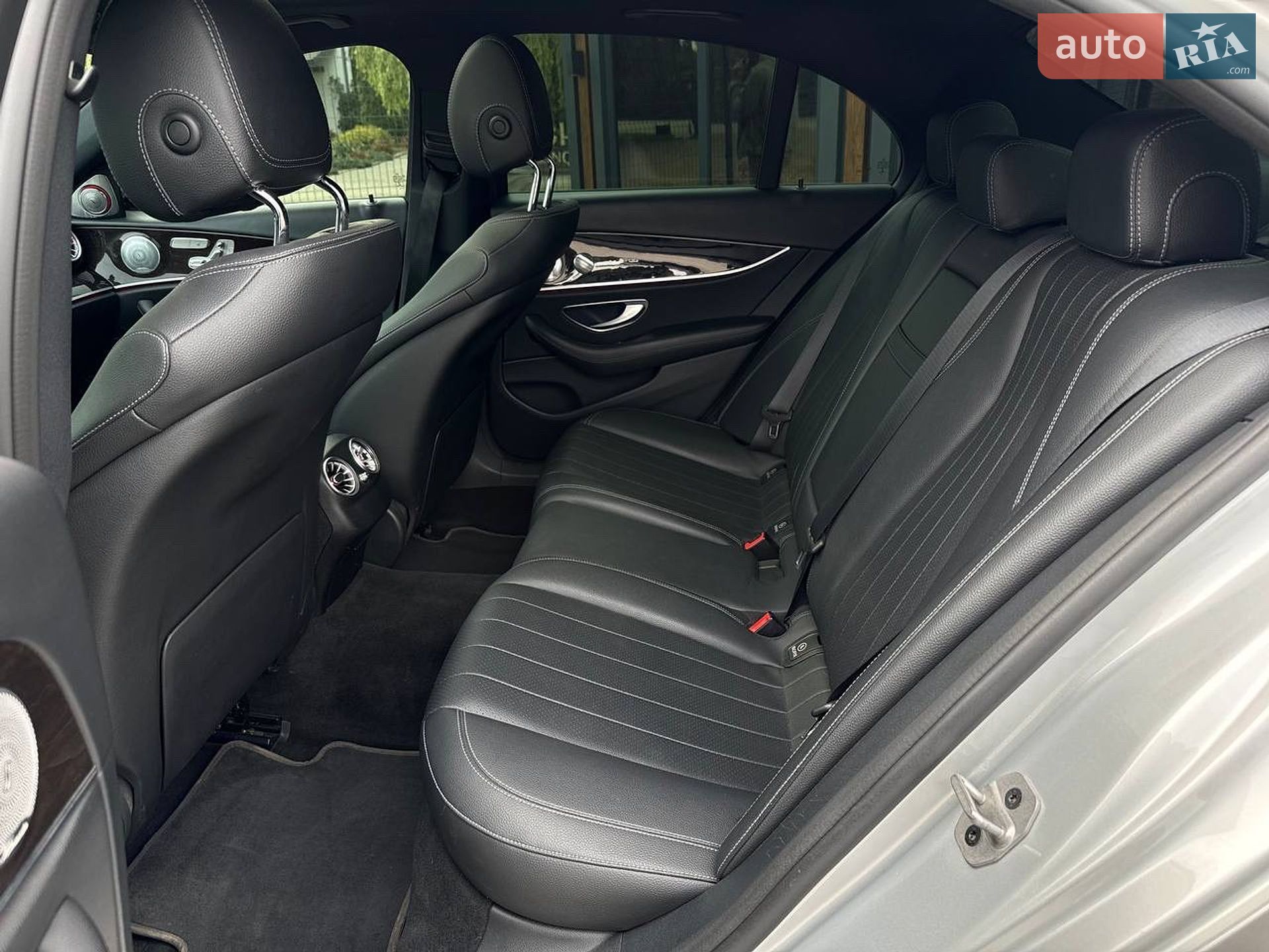 Mercedes-Benz E-Class 2020 VIN W1KZF8EB8LA832429 фото оголошення 30 з 52