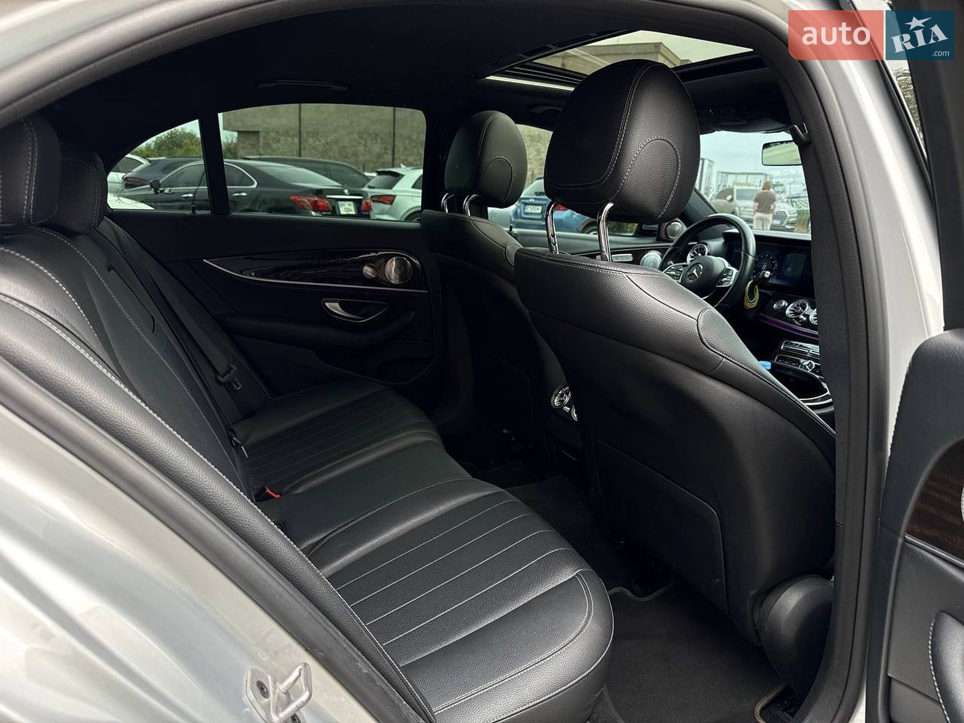 Mercedes-Benz E-Class 2020 VIN W1KZF8EB8LA832429 фото оголошення 31 з 52