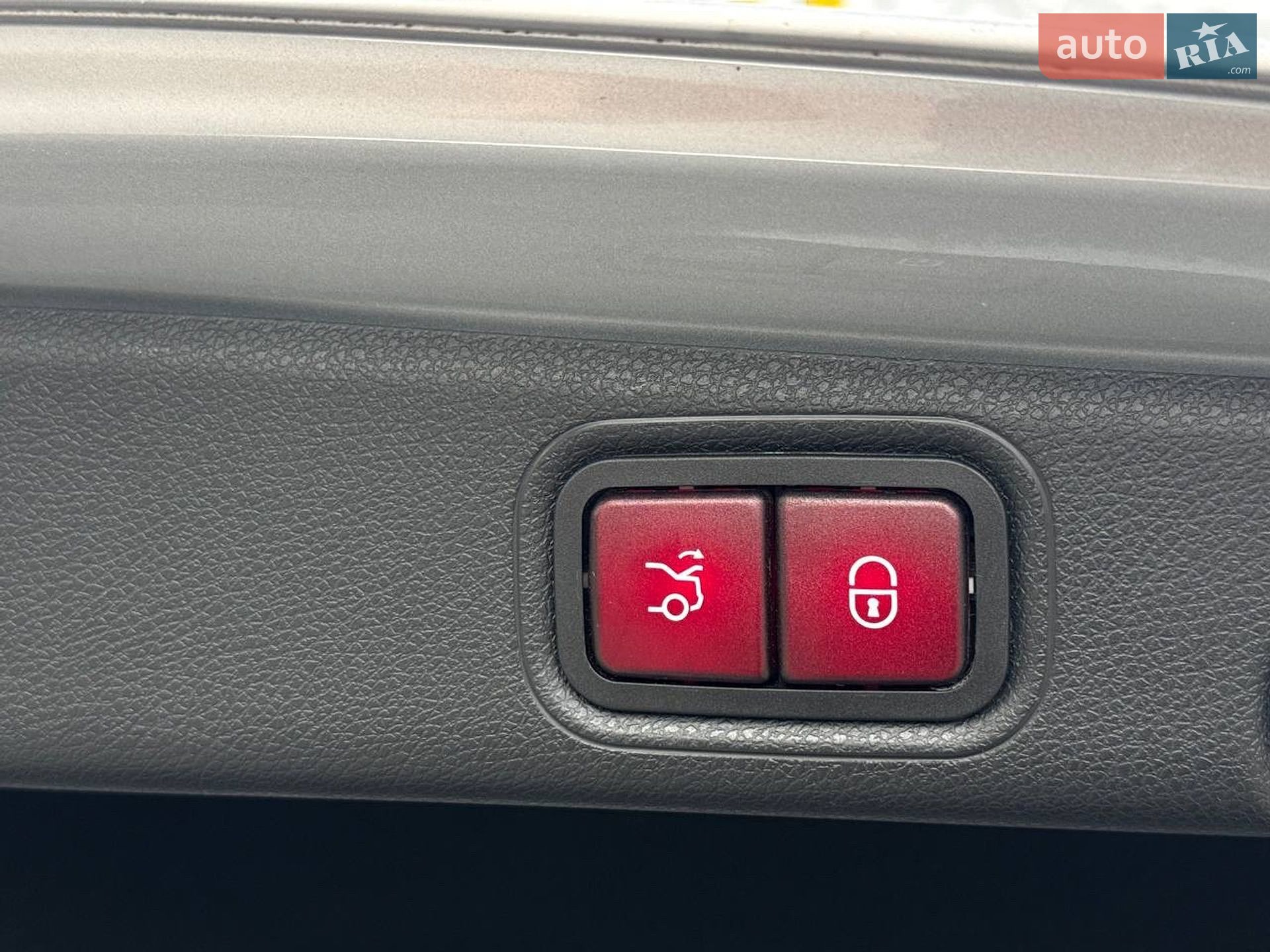 Mercedes-Benz E-Class 2020 VIN W1KZF8EB8LA832429 фото оголошення 45 з 52