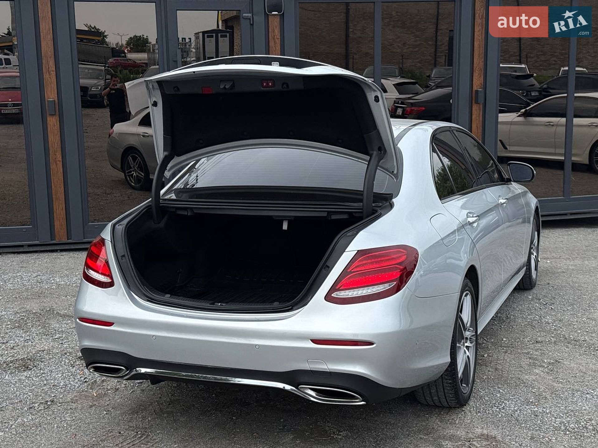Mercedes-Benz E-Class 2020 VIN W1KZF8EB8LA832429 фото оголошення 47 з 52