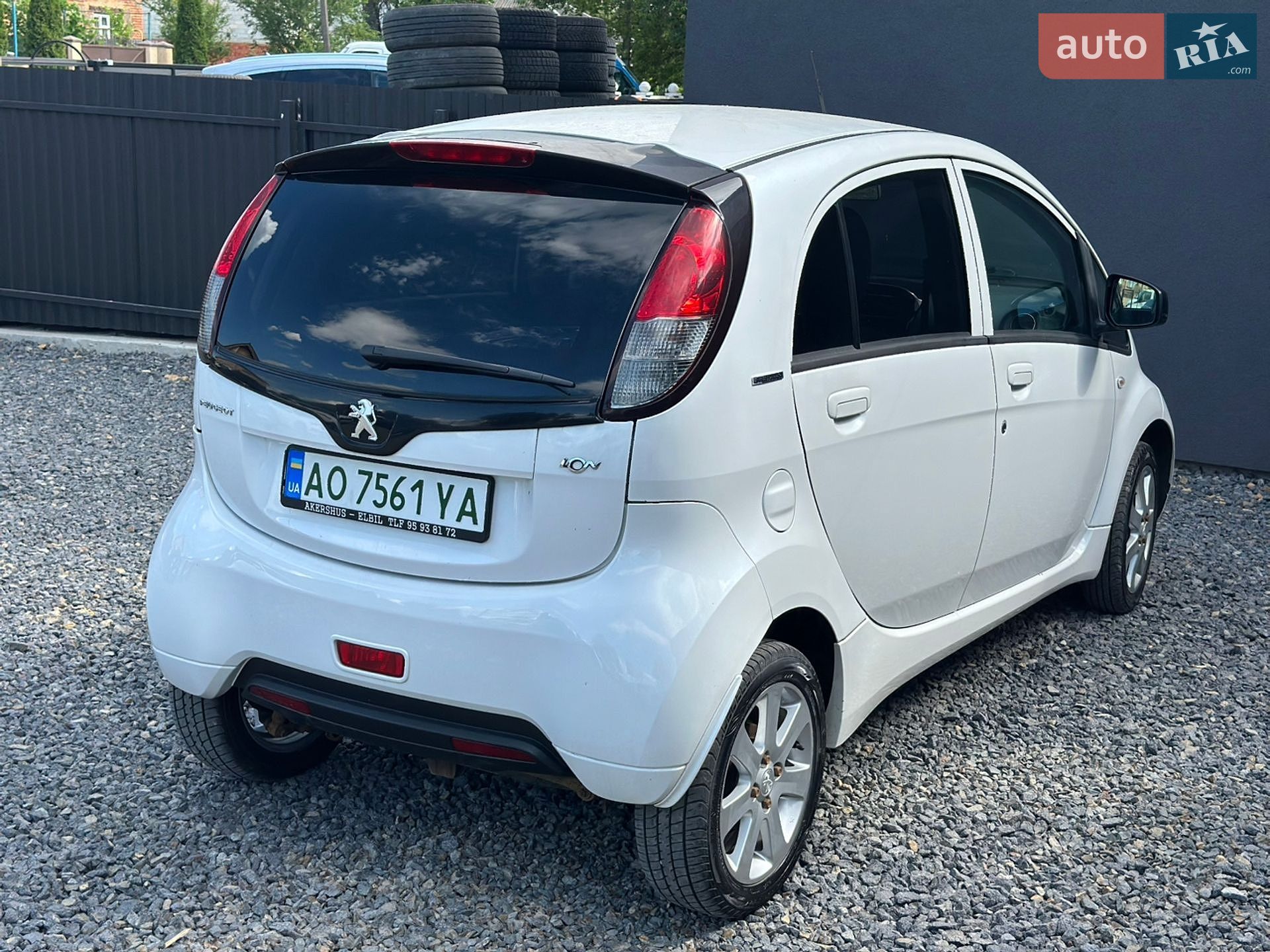 Peugeot iOn 2011 VIN VF31NZKZZBU803306 фото оголошення 4 з 10