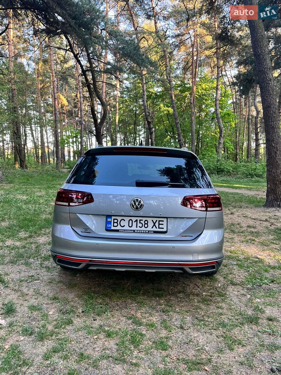 Volkswagen Passat 2020 VIN WVWZZZ3CZLE144125 фото оголошення 2 з 17